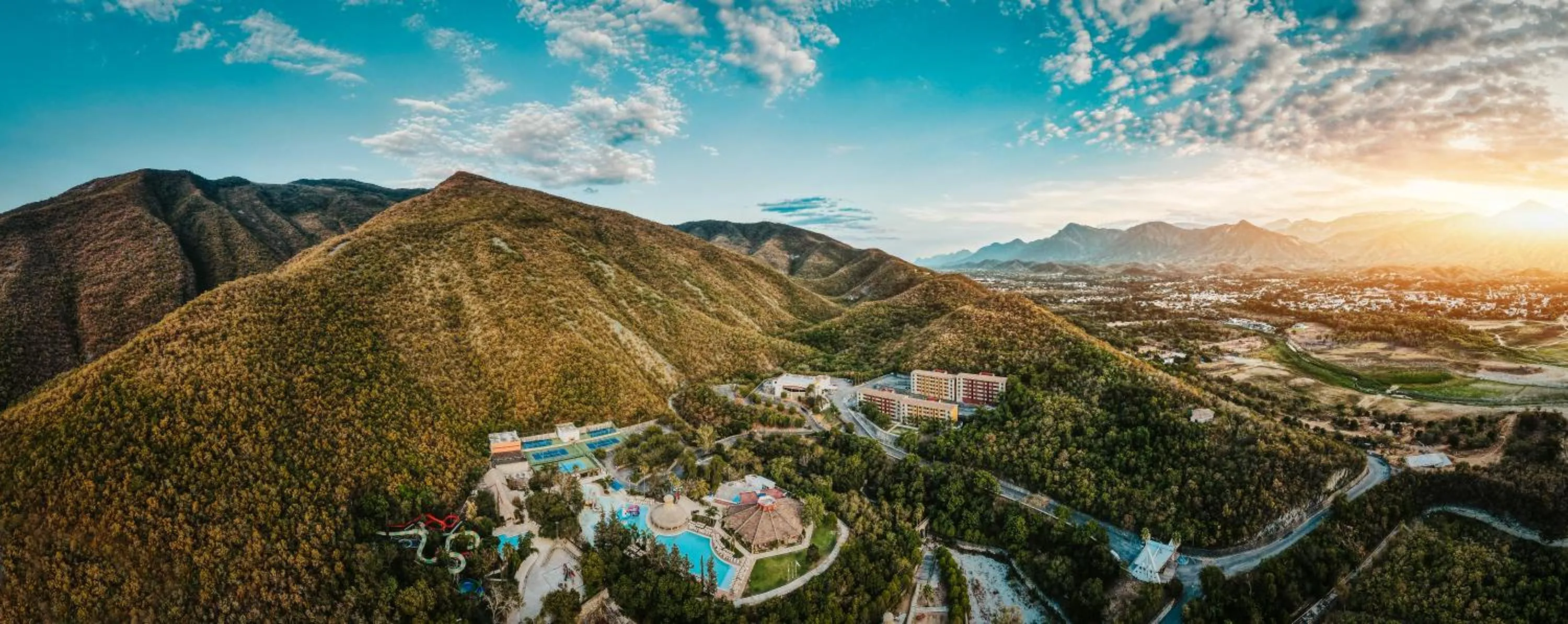 Property building in Bahia Escondida