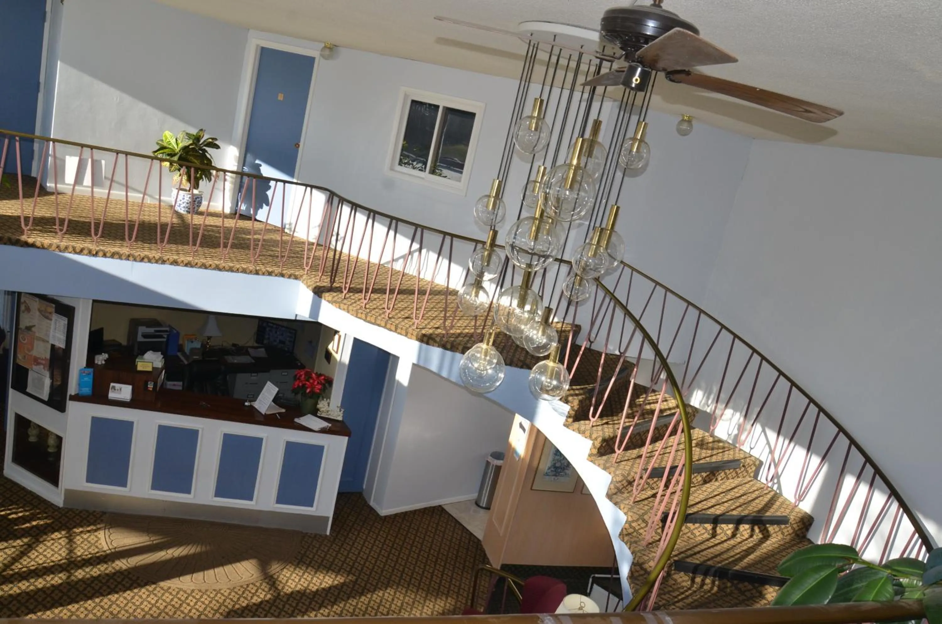 Lobby or reception in Red Carpet Inn & Suites Ebensburg