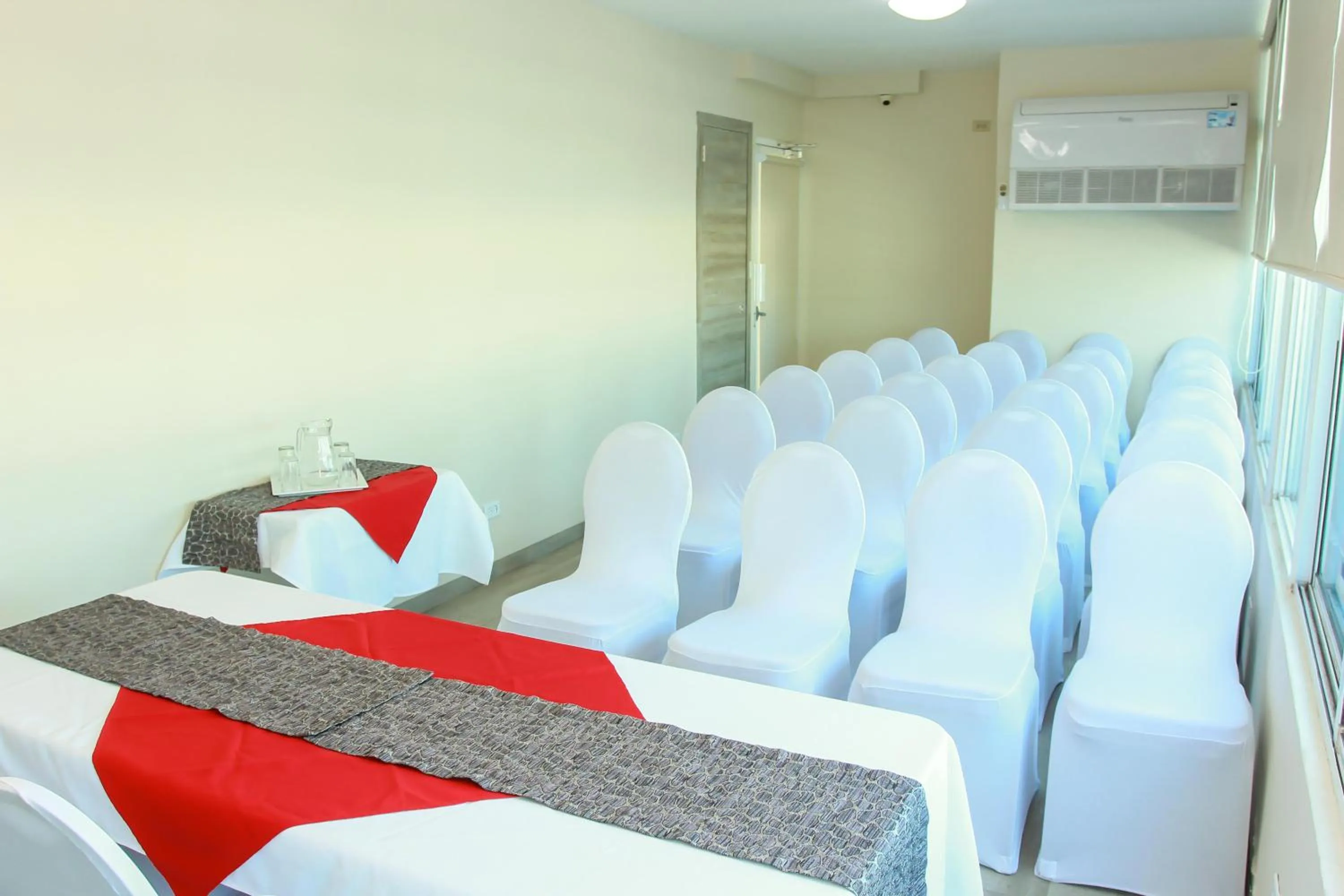 Area and facilities, Bed in Hotel Bahía Suites