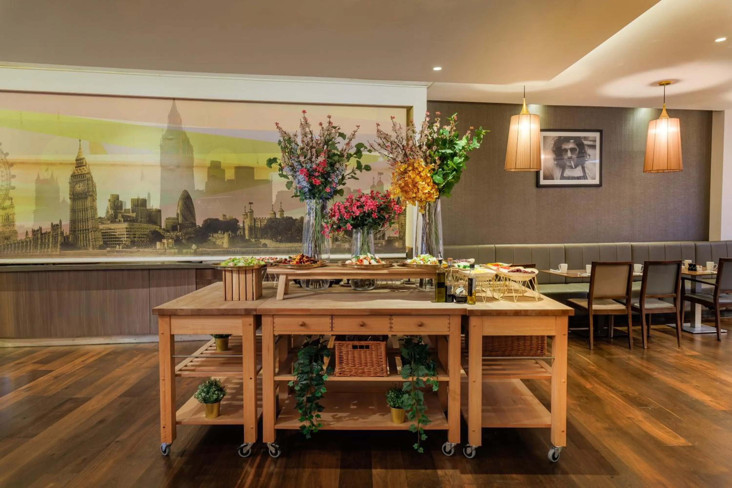 Food and drinks in DoubleTree by Hilton London Angel Kings Cross