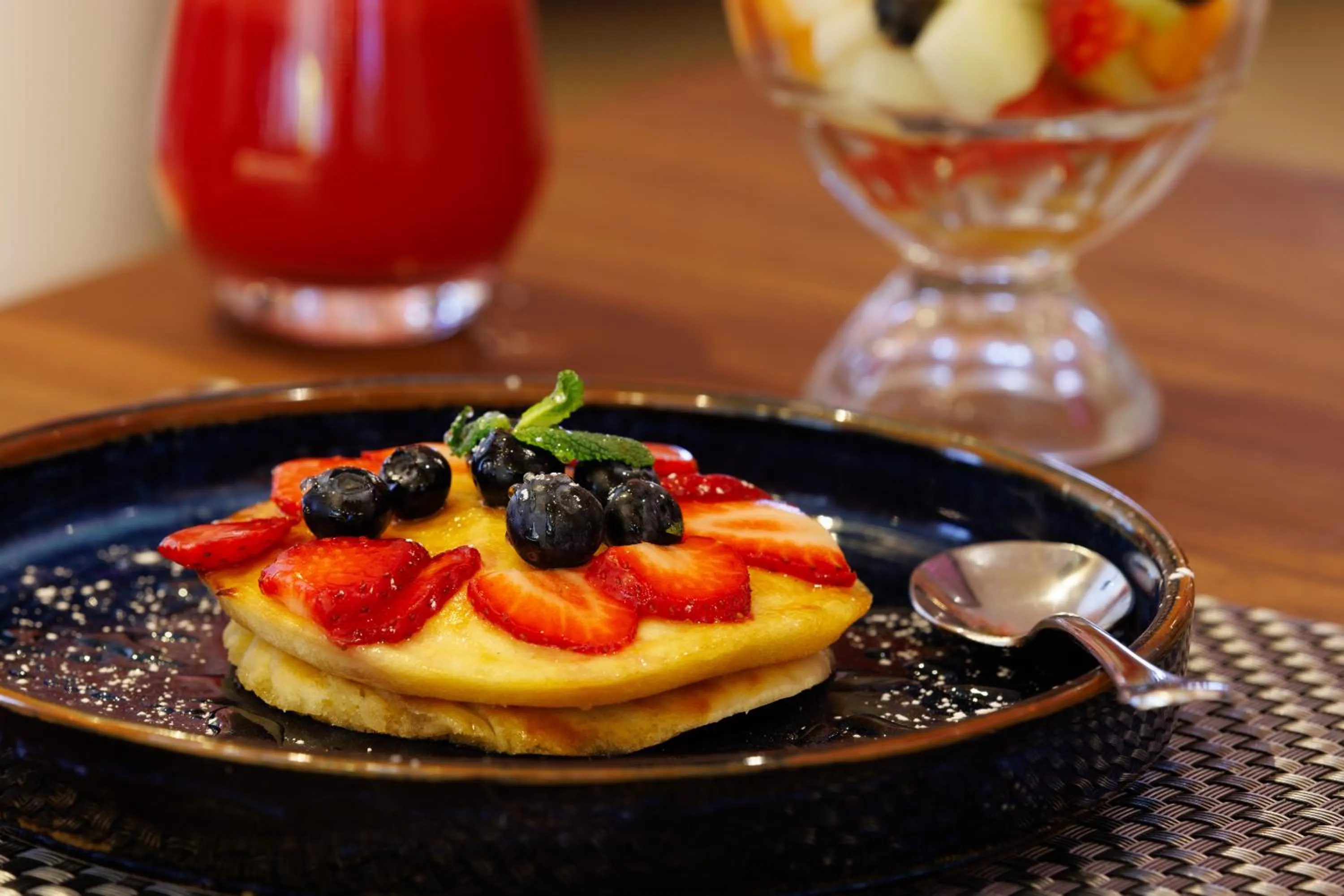 Food and drinks in DoubleTree by Hilton London Angel Kings Cross