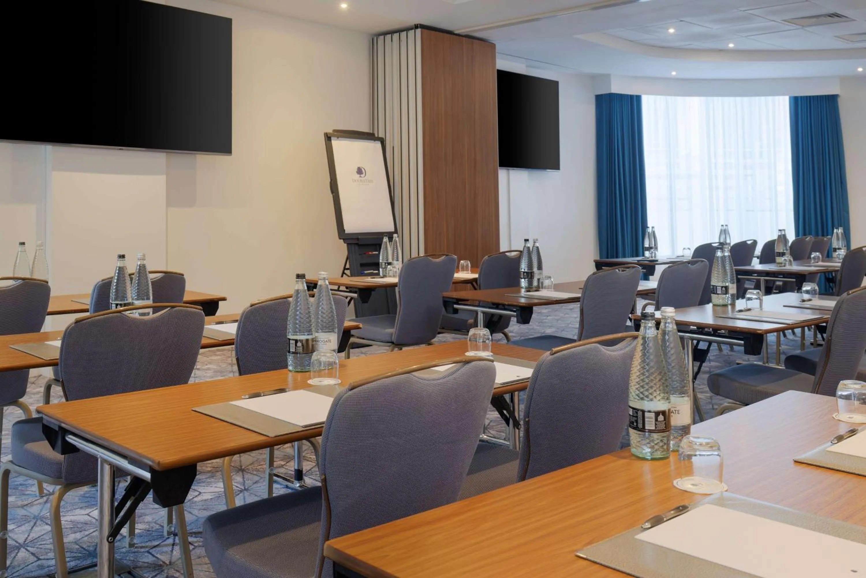 Meeting/conference room in DoubleTree by Hilton London Angel Kings Cross