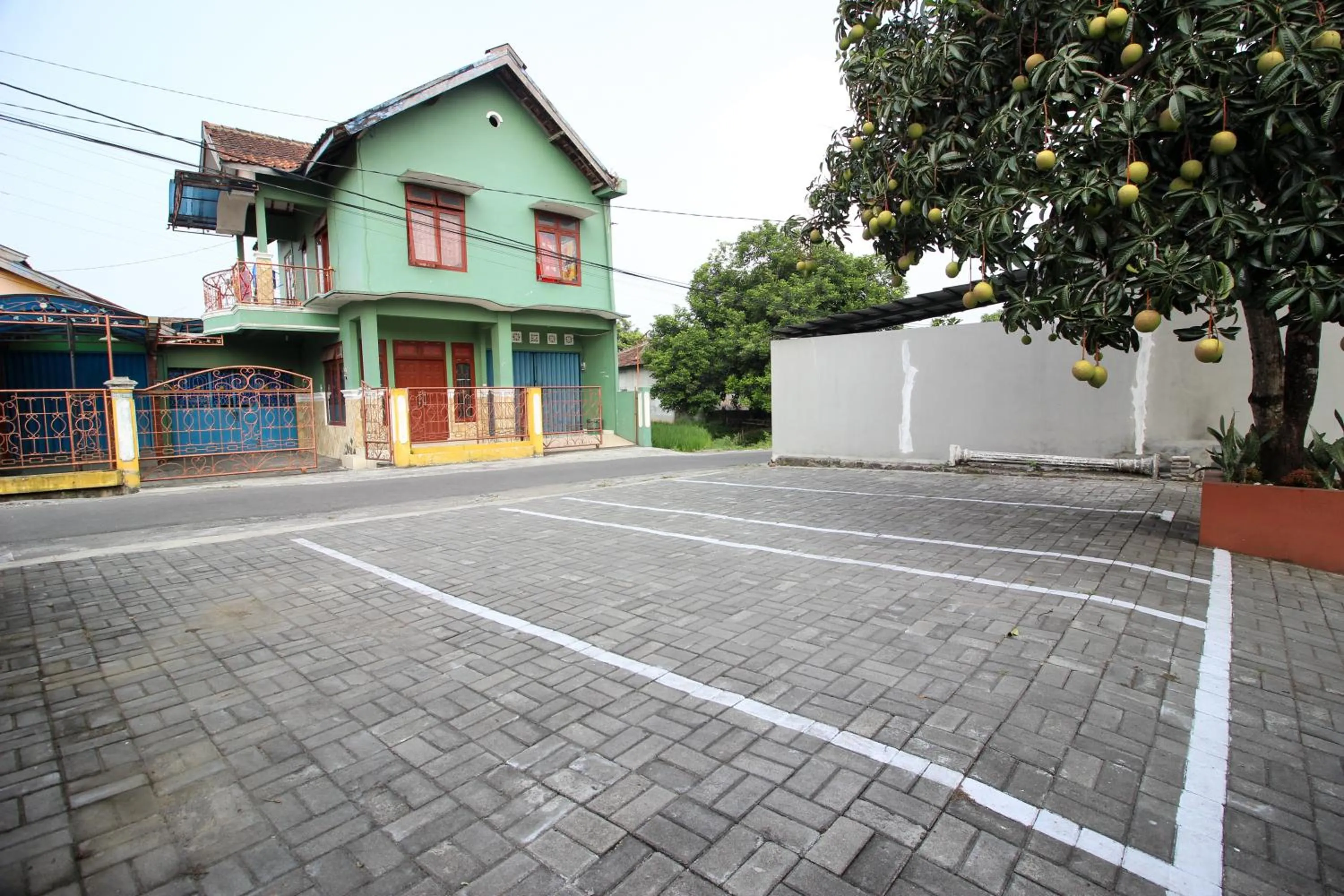 Property Building in RedDoorz Plus @ Jalan Damai 2