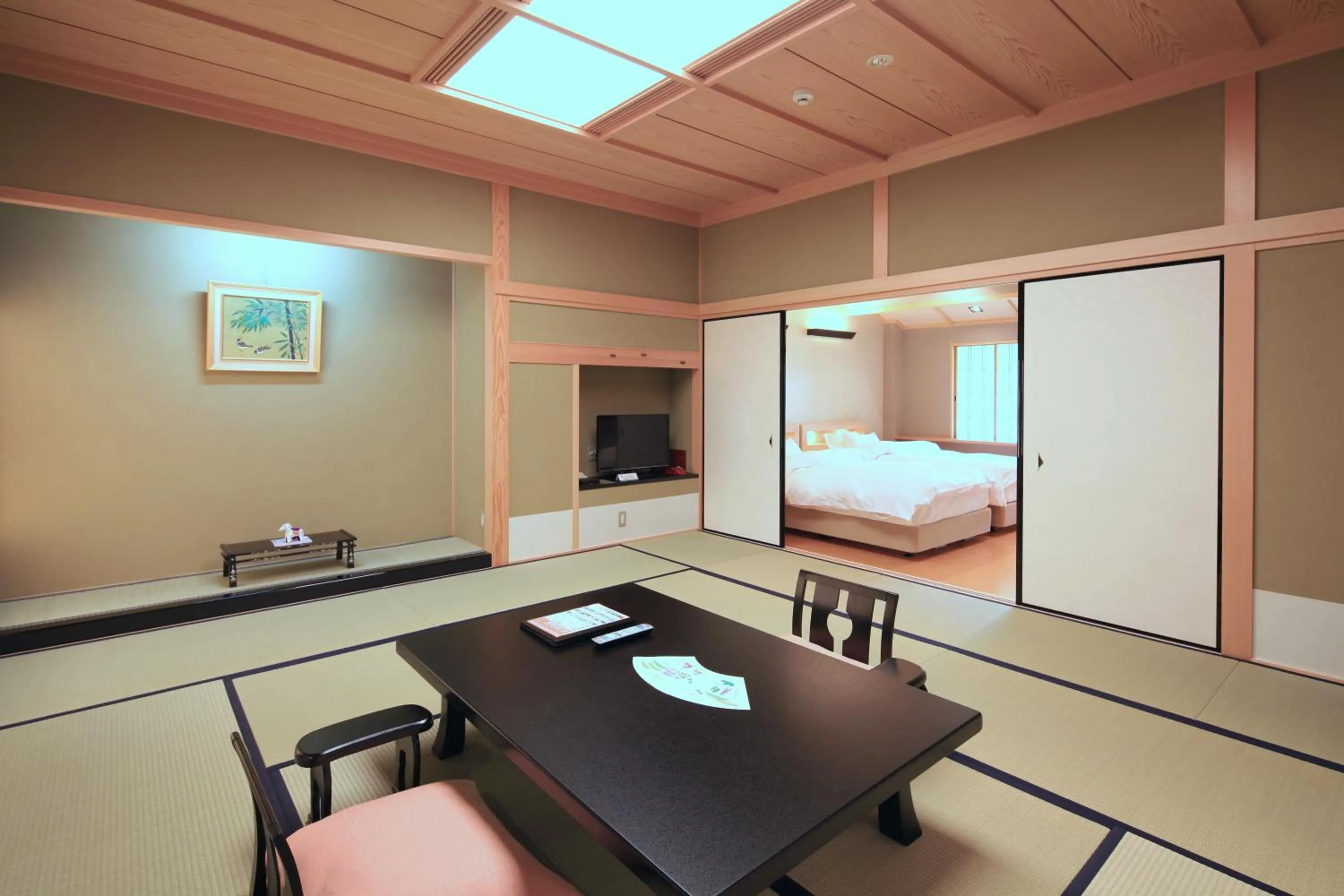Photo of the whole room, Bed in Kasuga Hotel