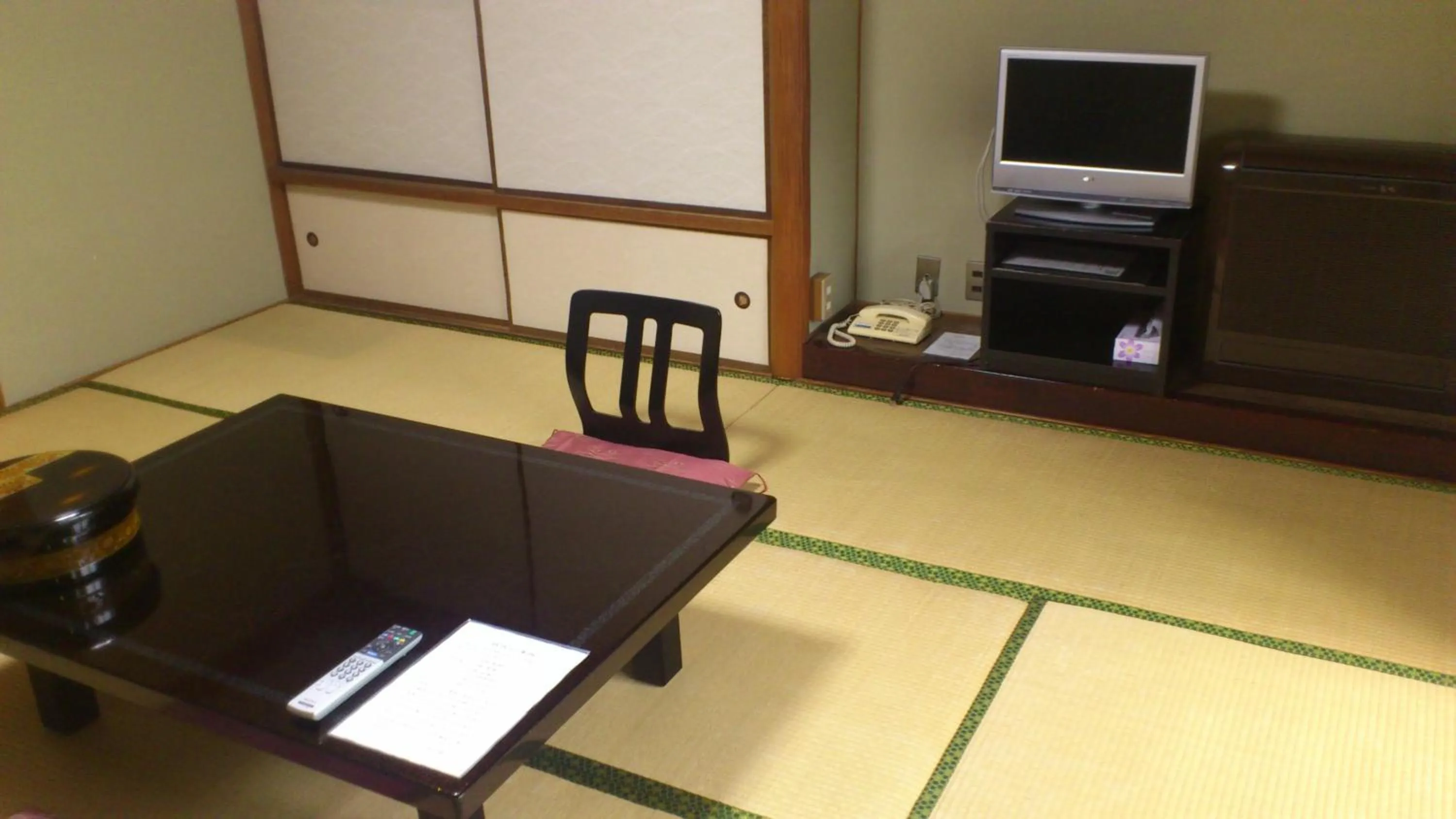 Photo of the whole room in Daibutsukan