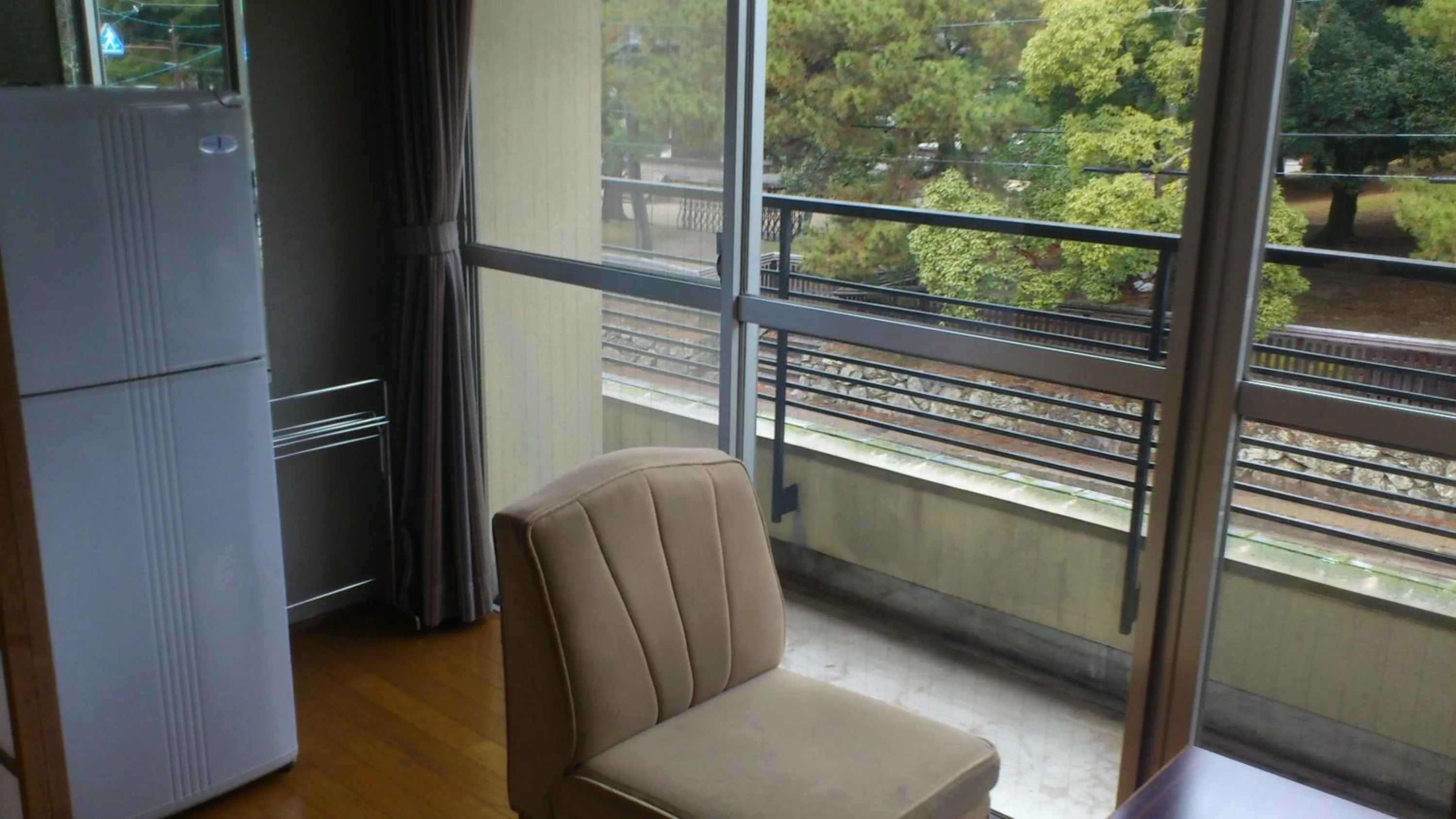Seating area in Daibutsukan