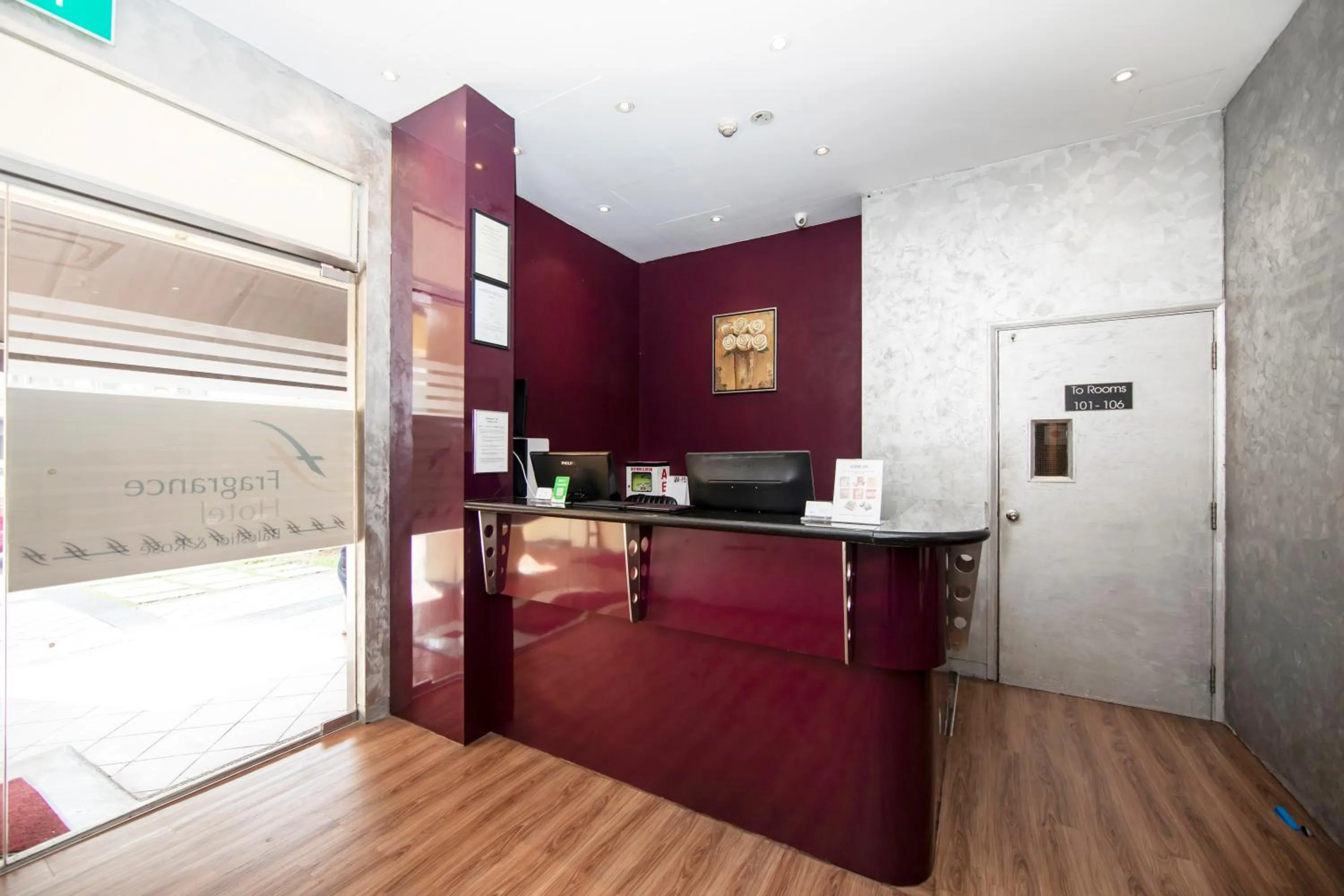 Lobby or reception in Fragrance Hotel - Balestier