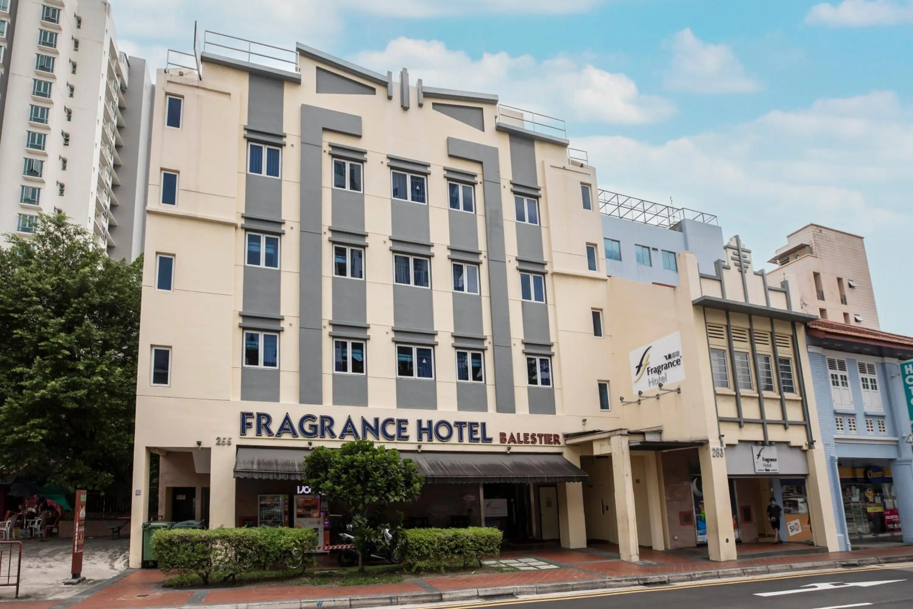 Property building in Fragrance Hotel - Balestier