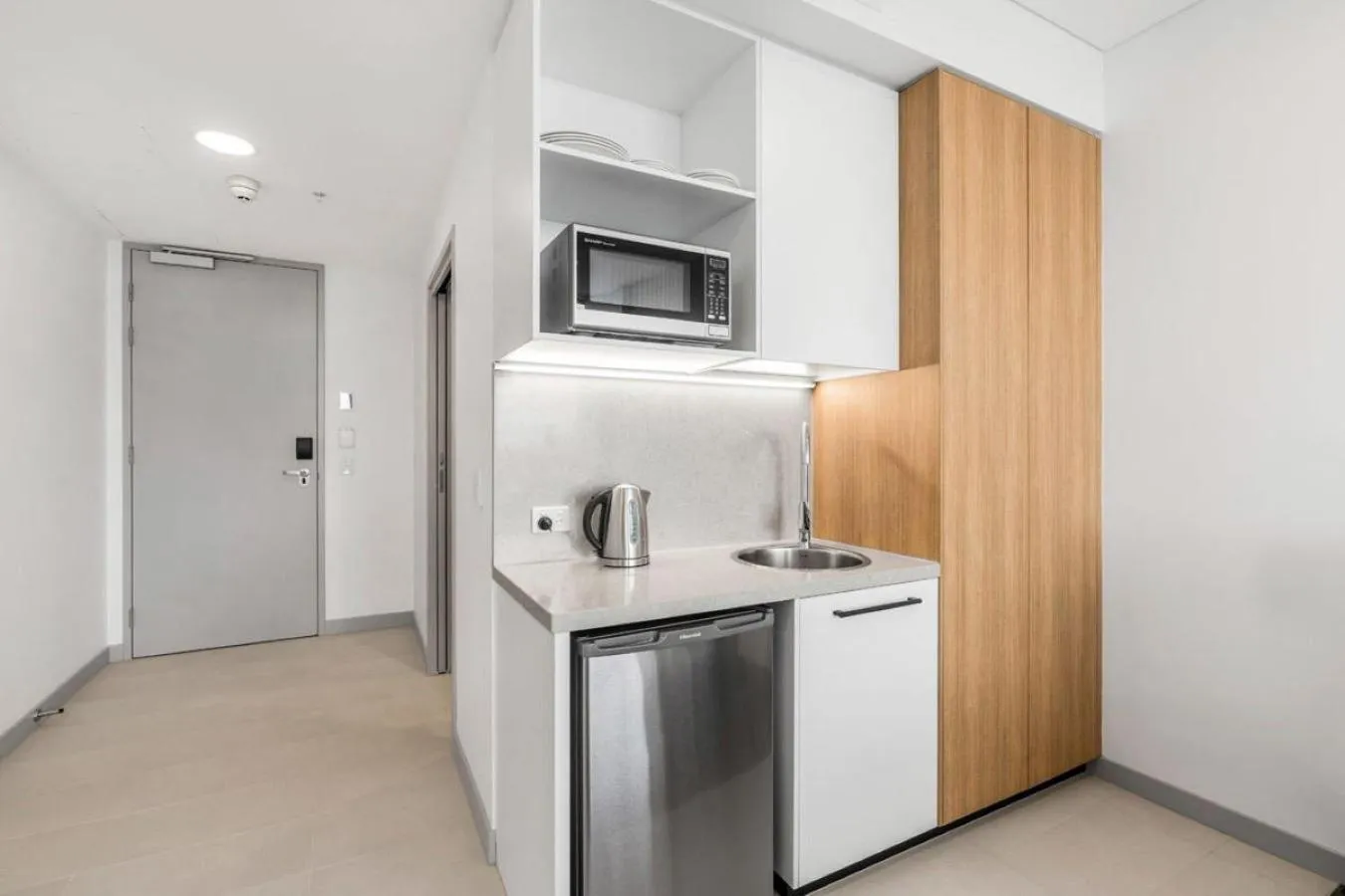 minibar in Essence Suites Taringa