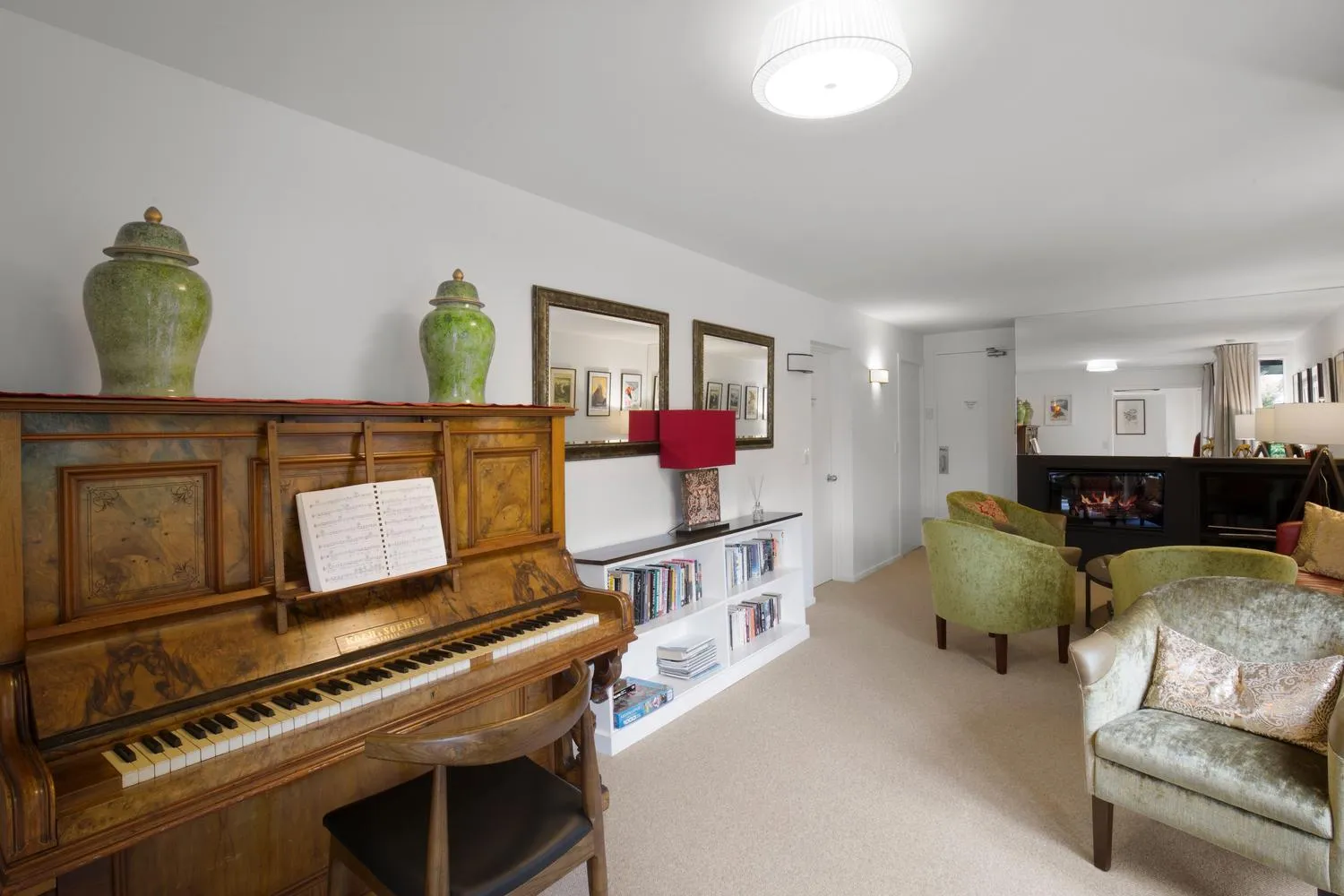 Living room in Queenstown House Bed & Breakfast and Apartments