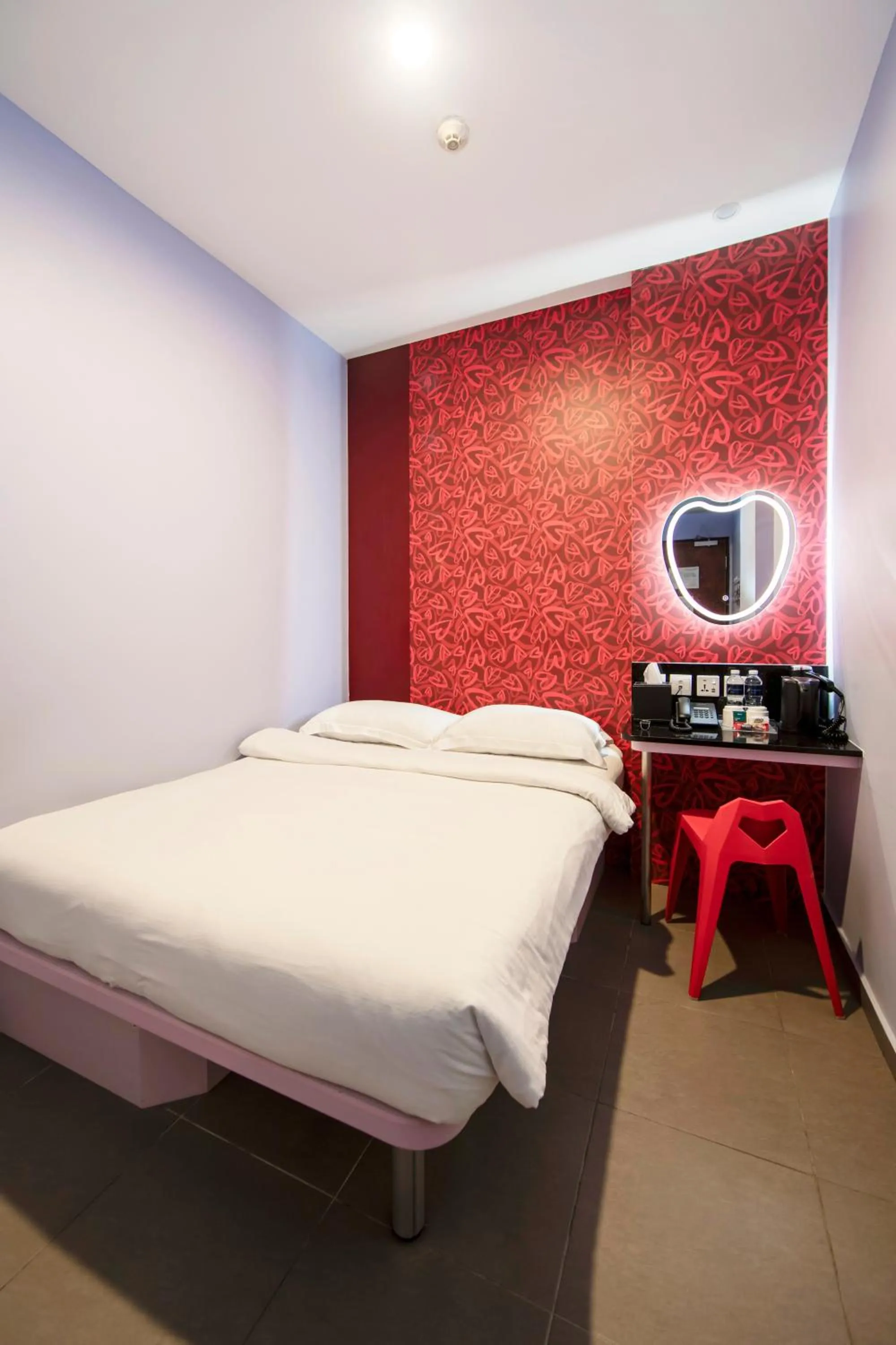 Bed in Fragrance Hotel - Lavender