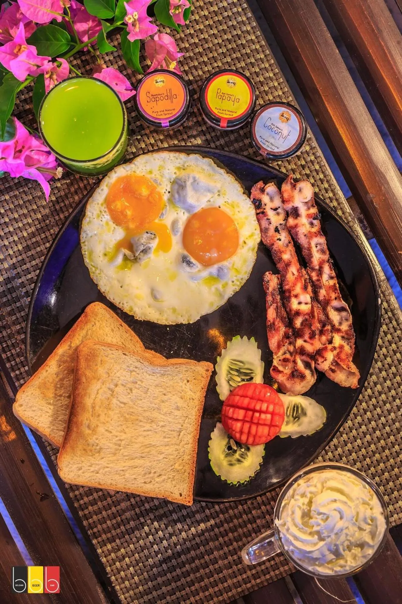 Breakfast in Seetanu Bungalows