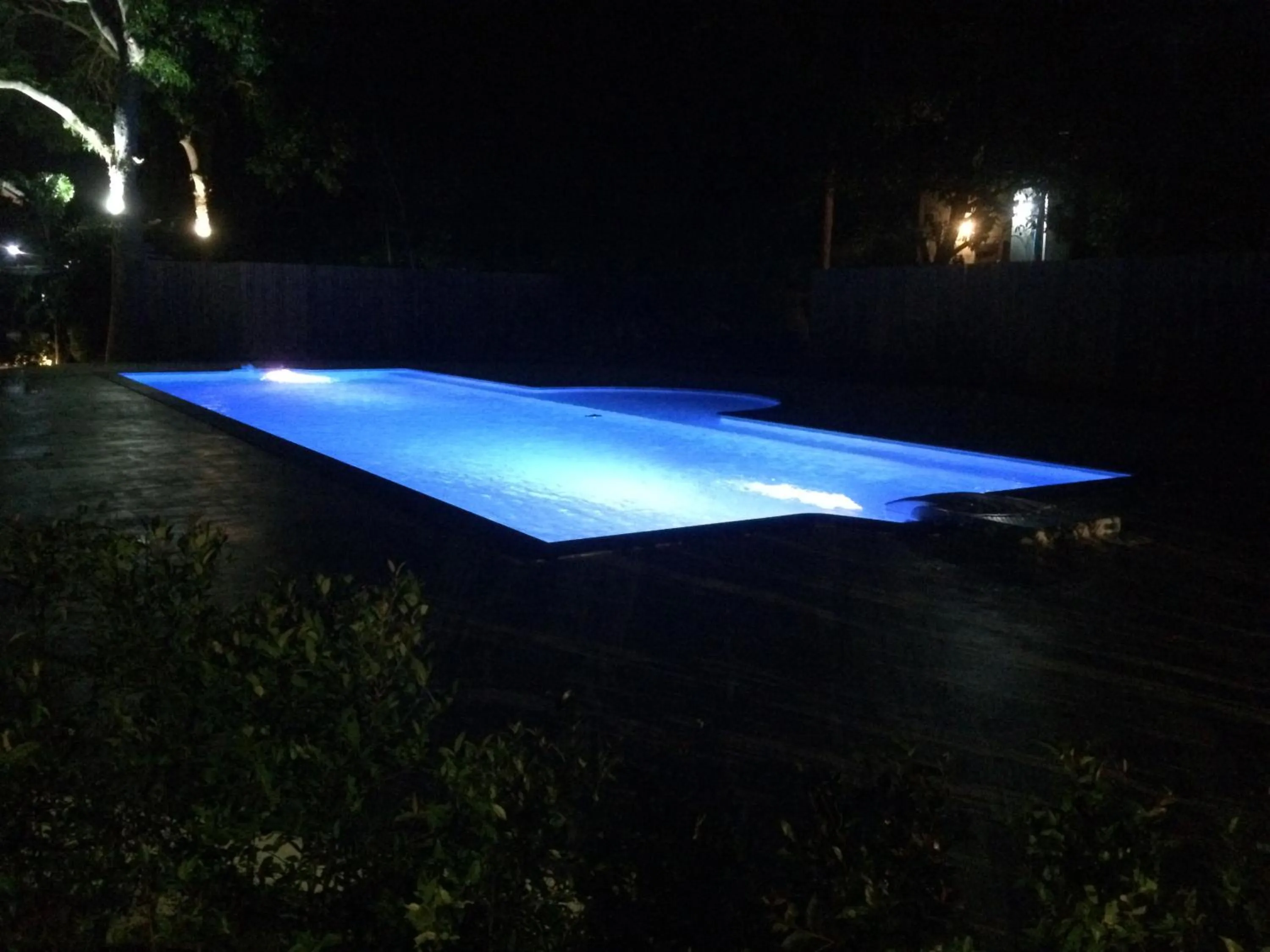 Swimming pool in Seetanu Bungalows