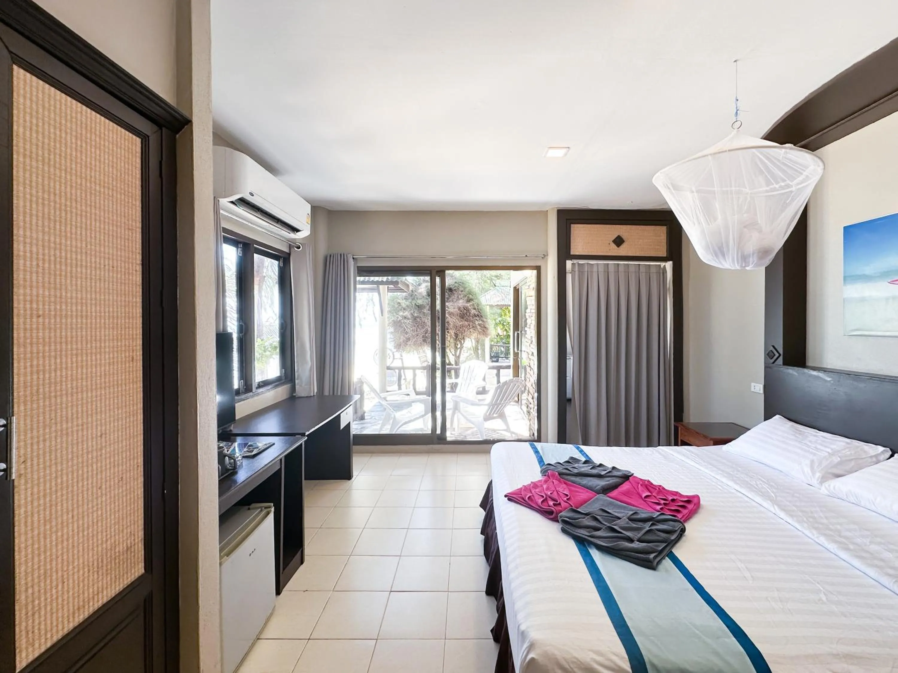 Bed in Seetanu Bungalows