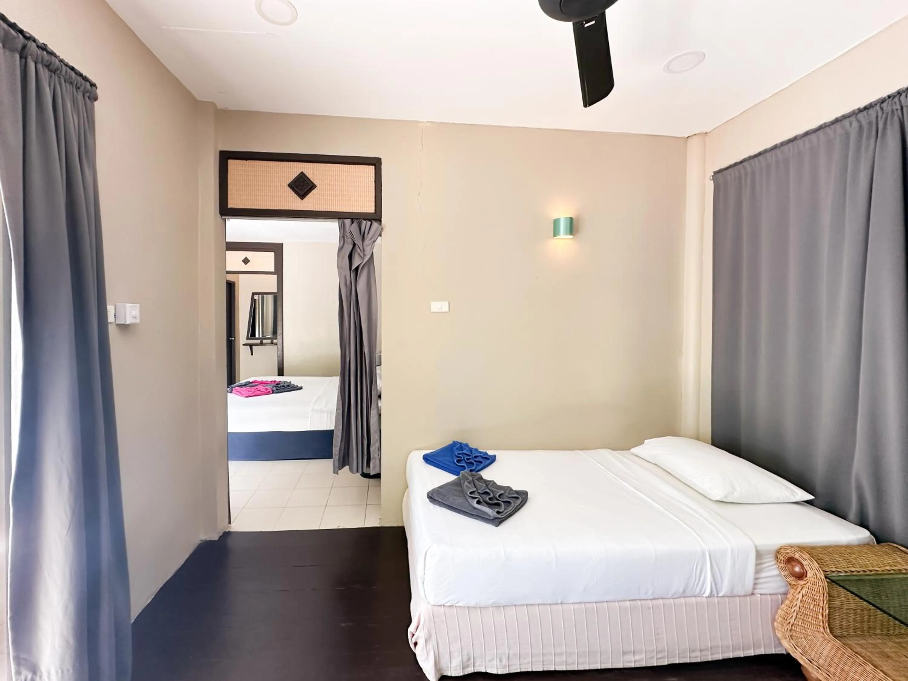 Bed in Seetanu Bungalows