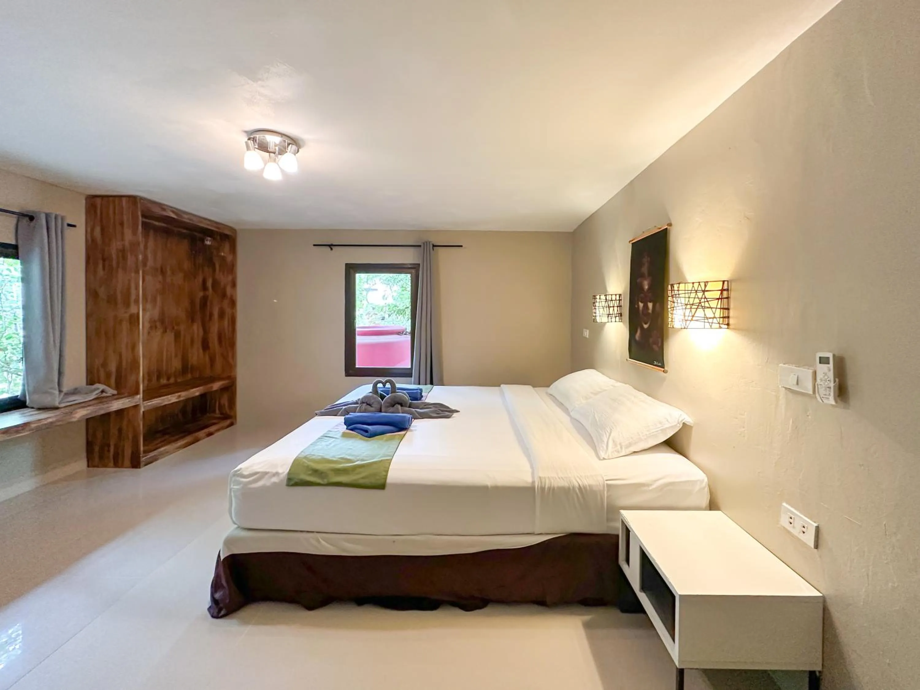 Bed in Seetanu Bungalows