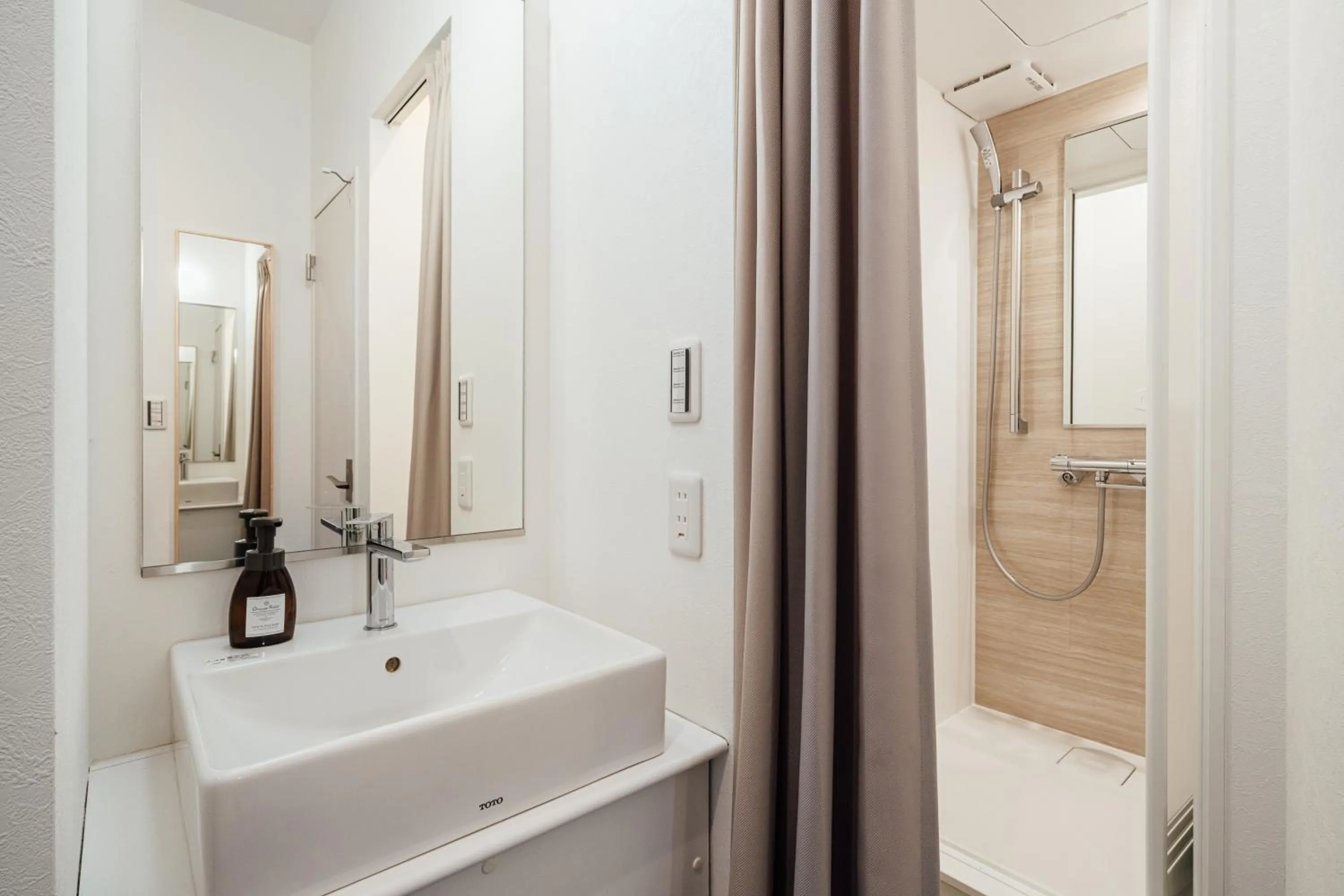 Shower in Playsis East Tokyo