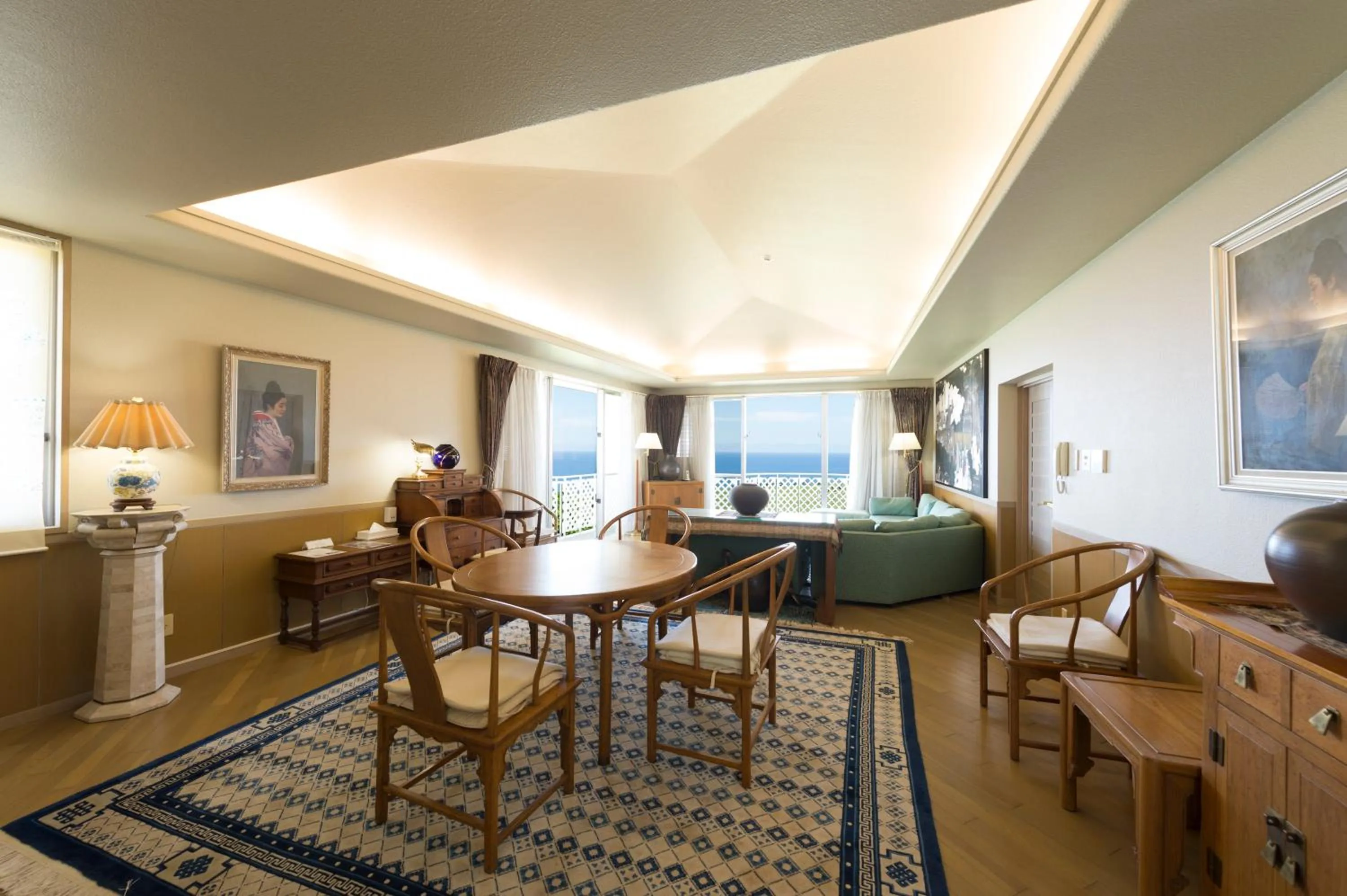 Living room in The Southern Links Resort Hotel