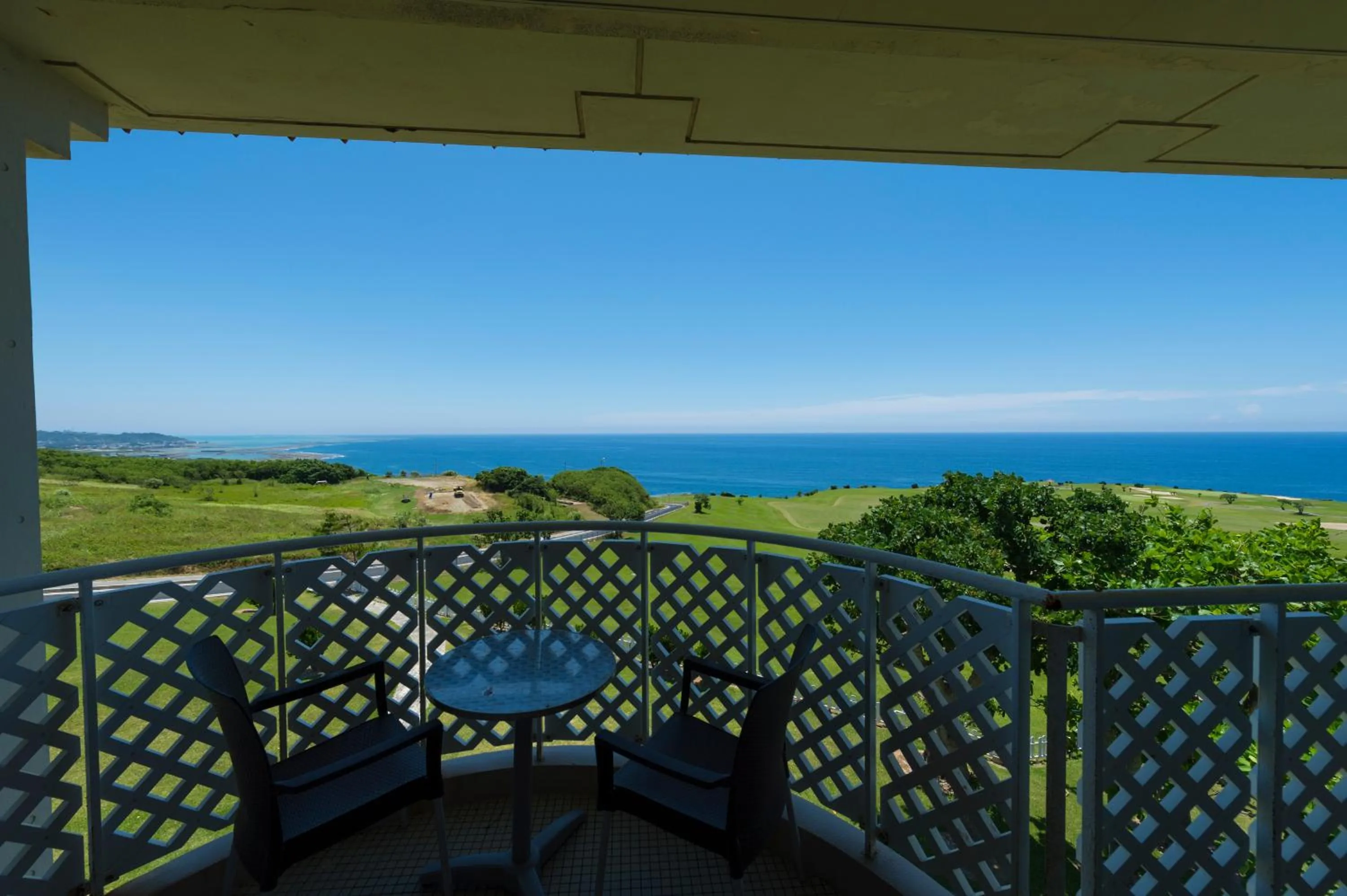 Patio in The Southern Links Resort Hotel
