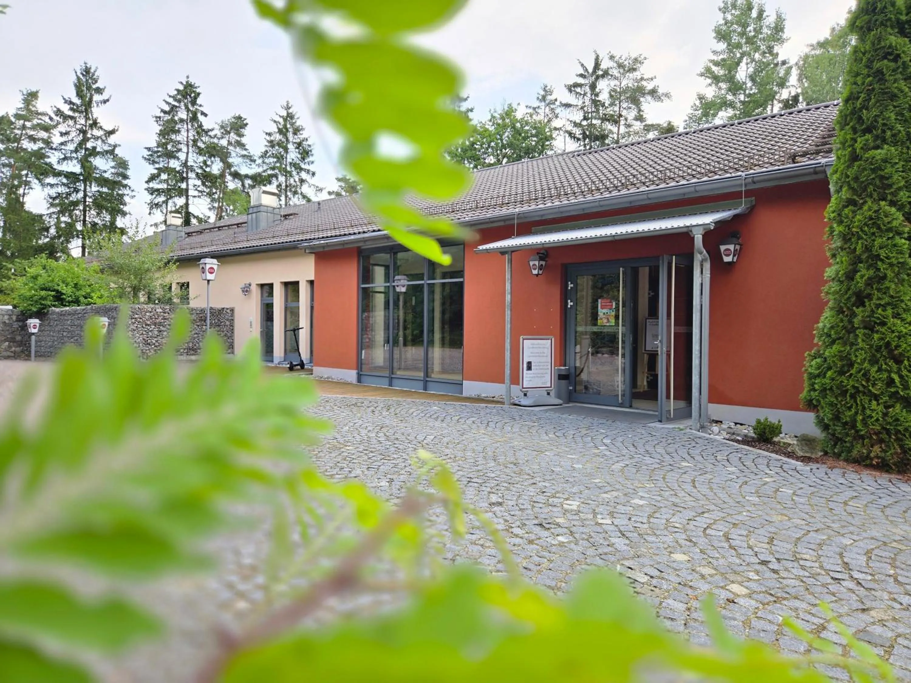 Property building in Landhotel-Neunburg