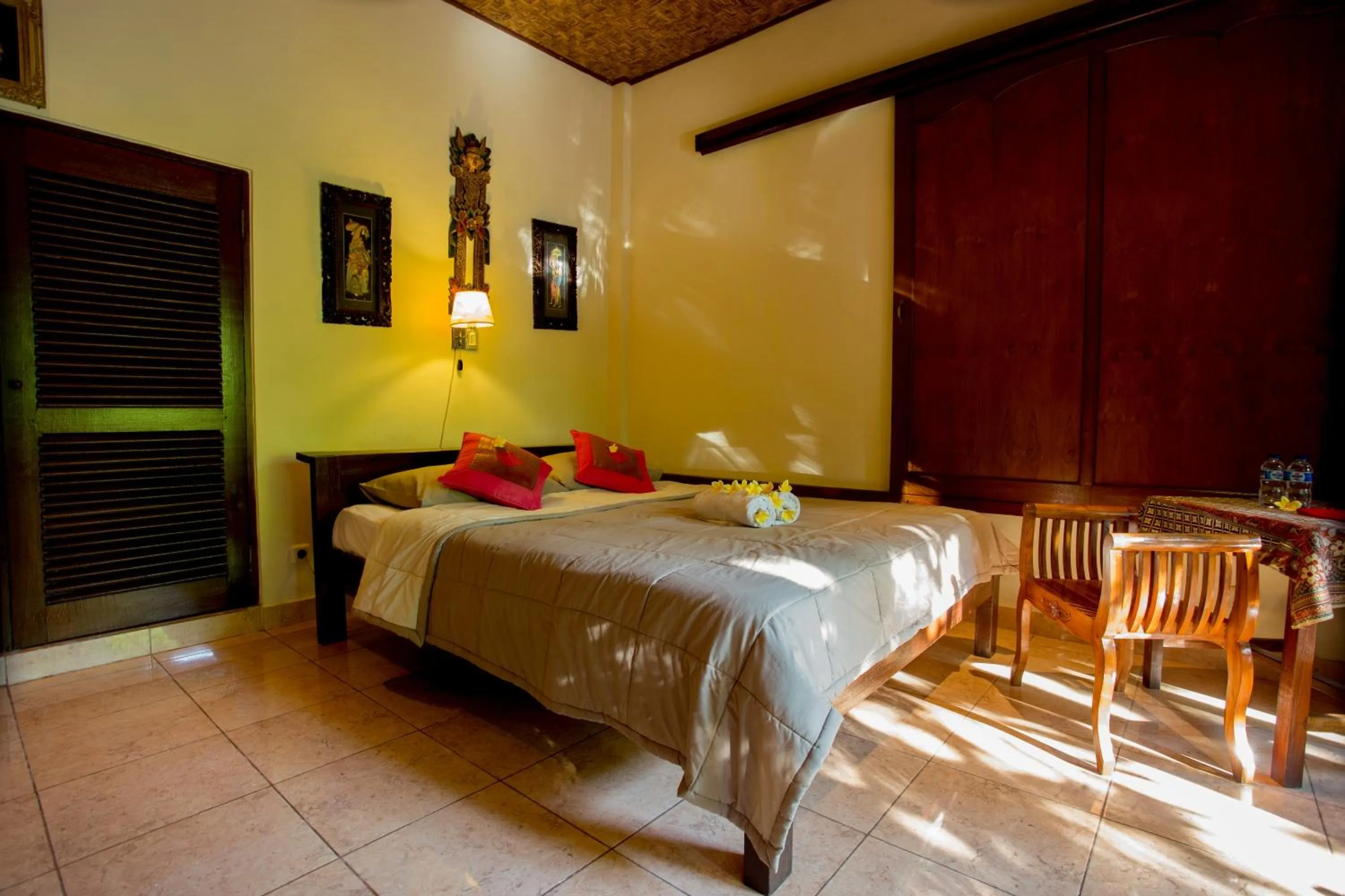 Bed in Bali Asli Lodge by EPS