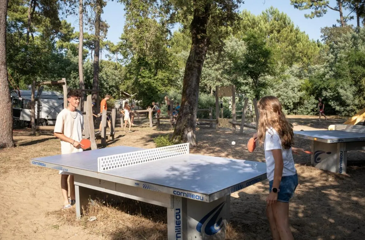 Table tennis in Huttopia Oleron Les Pins