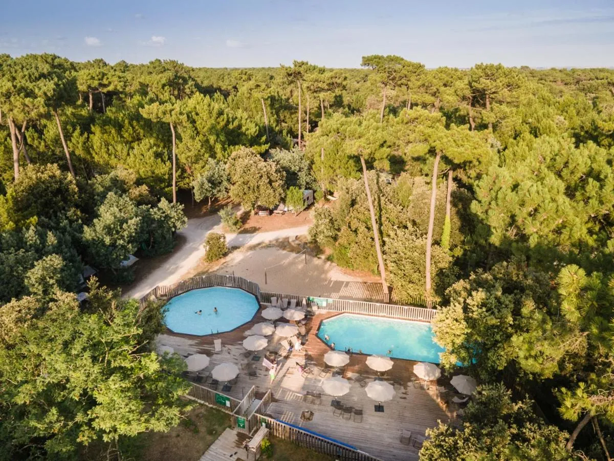 Bird's eye view in Huttopia Oleron Les Pins