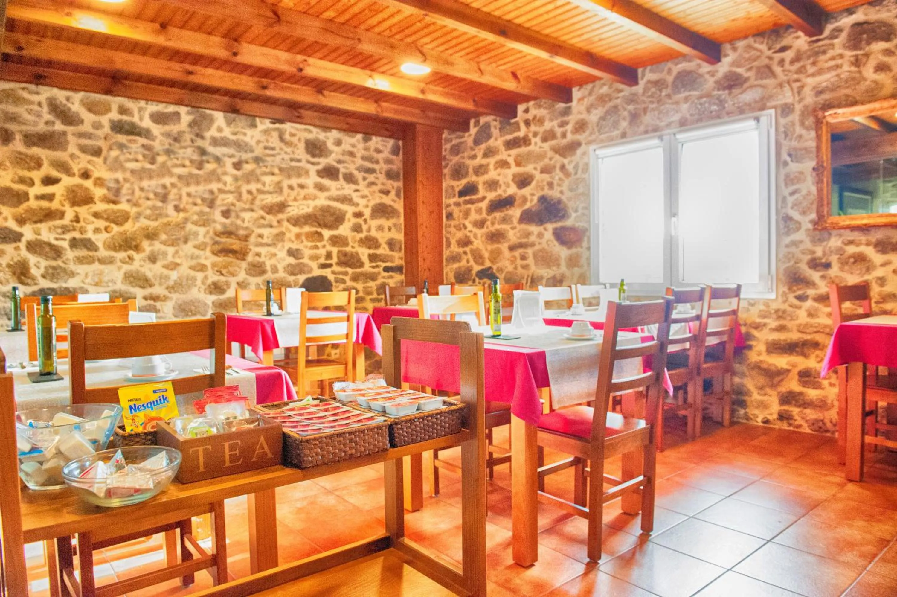 Food and drinks in A Casa do Folgo Turismo Rural