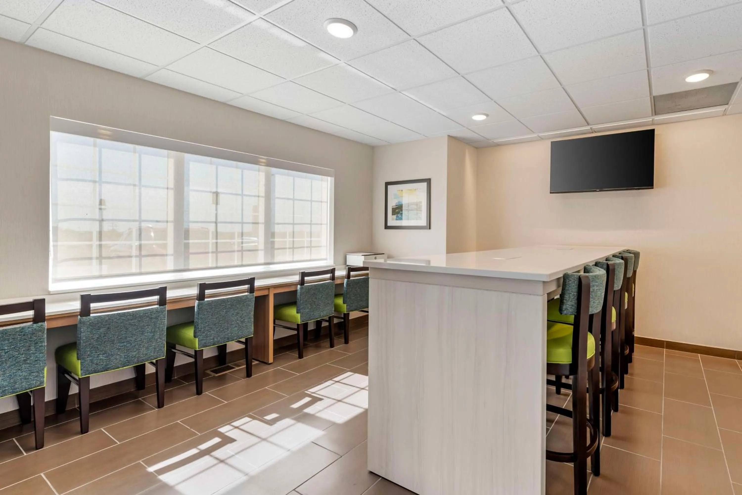 Breakfast in Best Western Limon