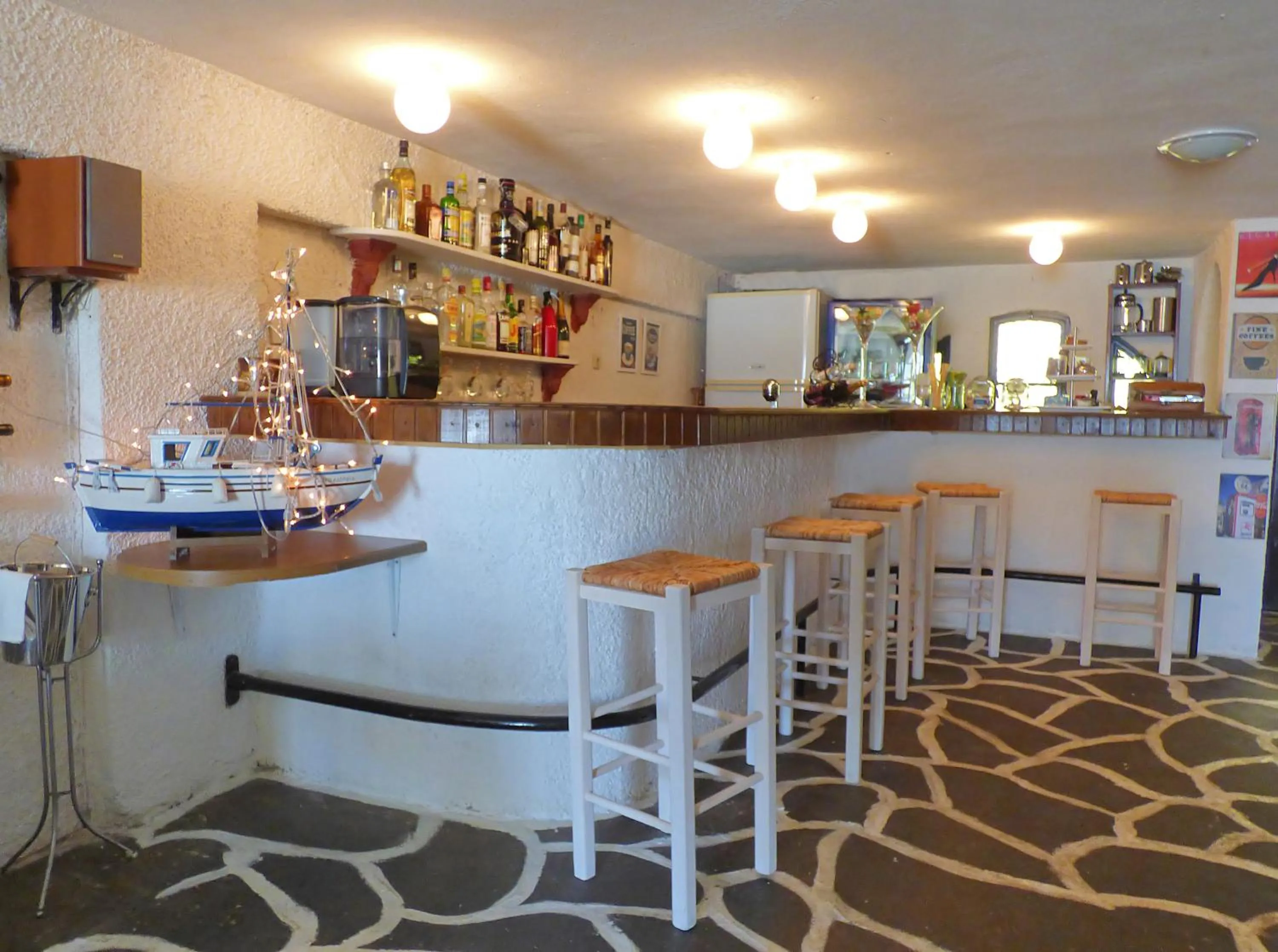 Alcoholic drinks in Villa Belmar Self-Catered Apartments