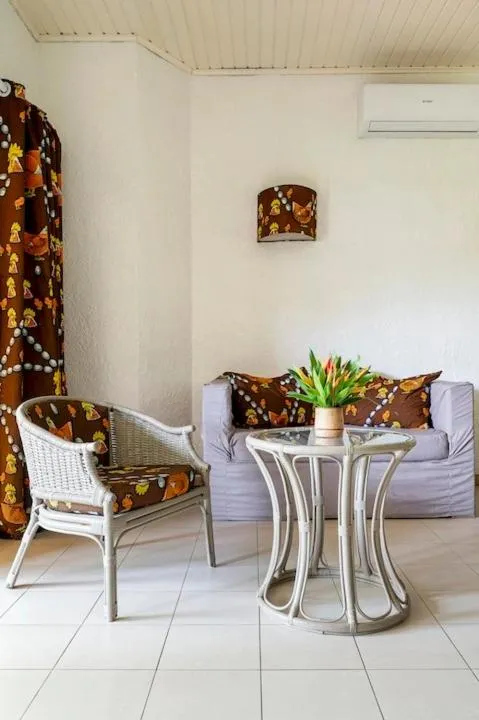 Seating area in Hotel Coucoue Lodge