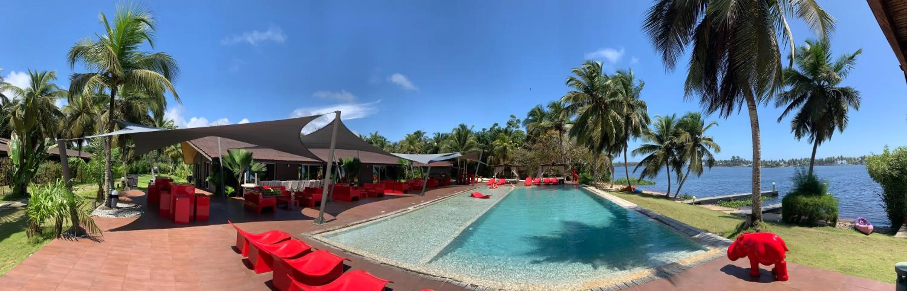 Swimming pool in Hotel Coucoue Lodge