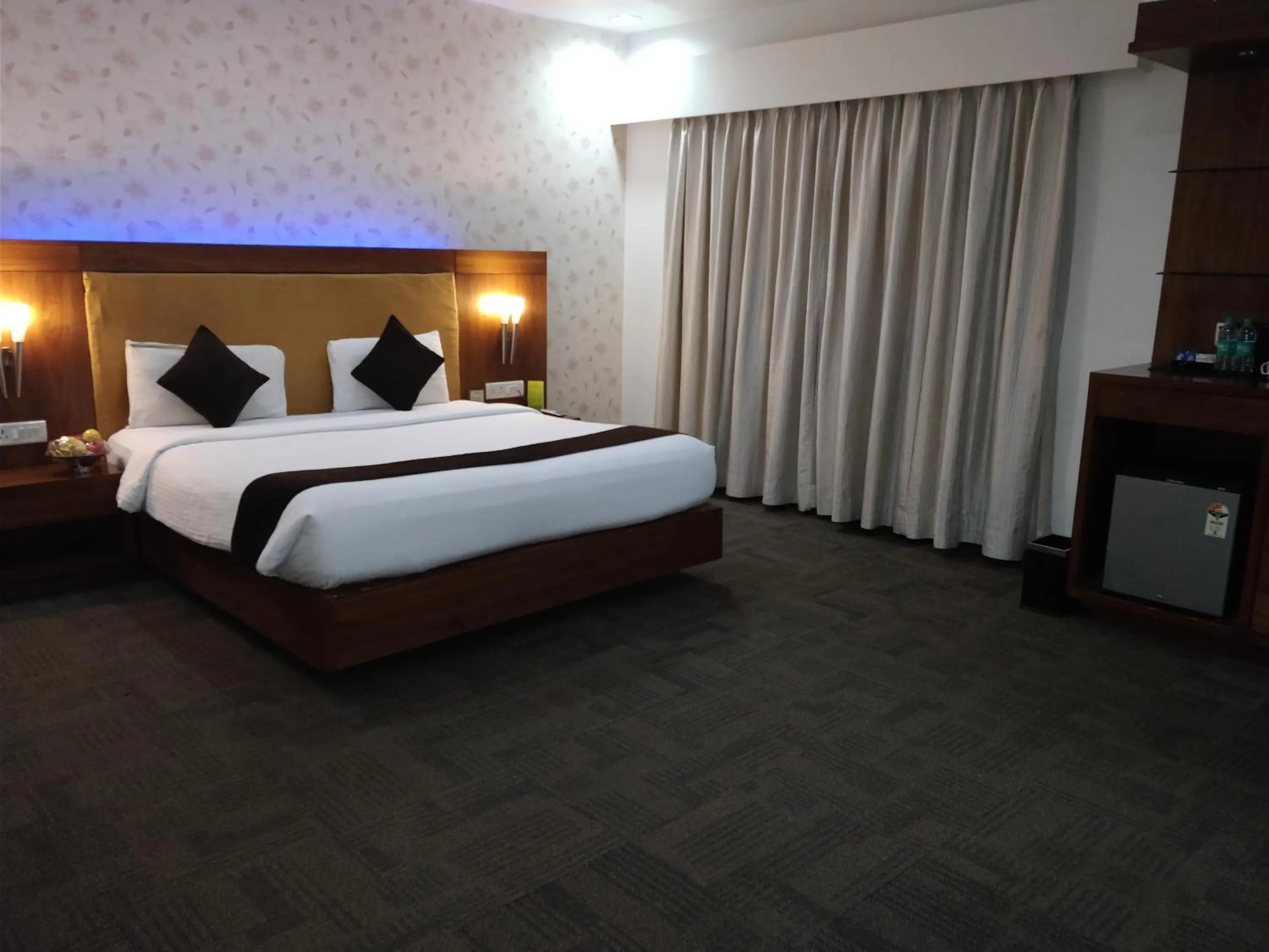 Hotel Ambient Turret