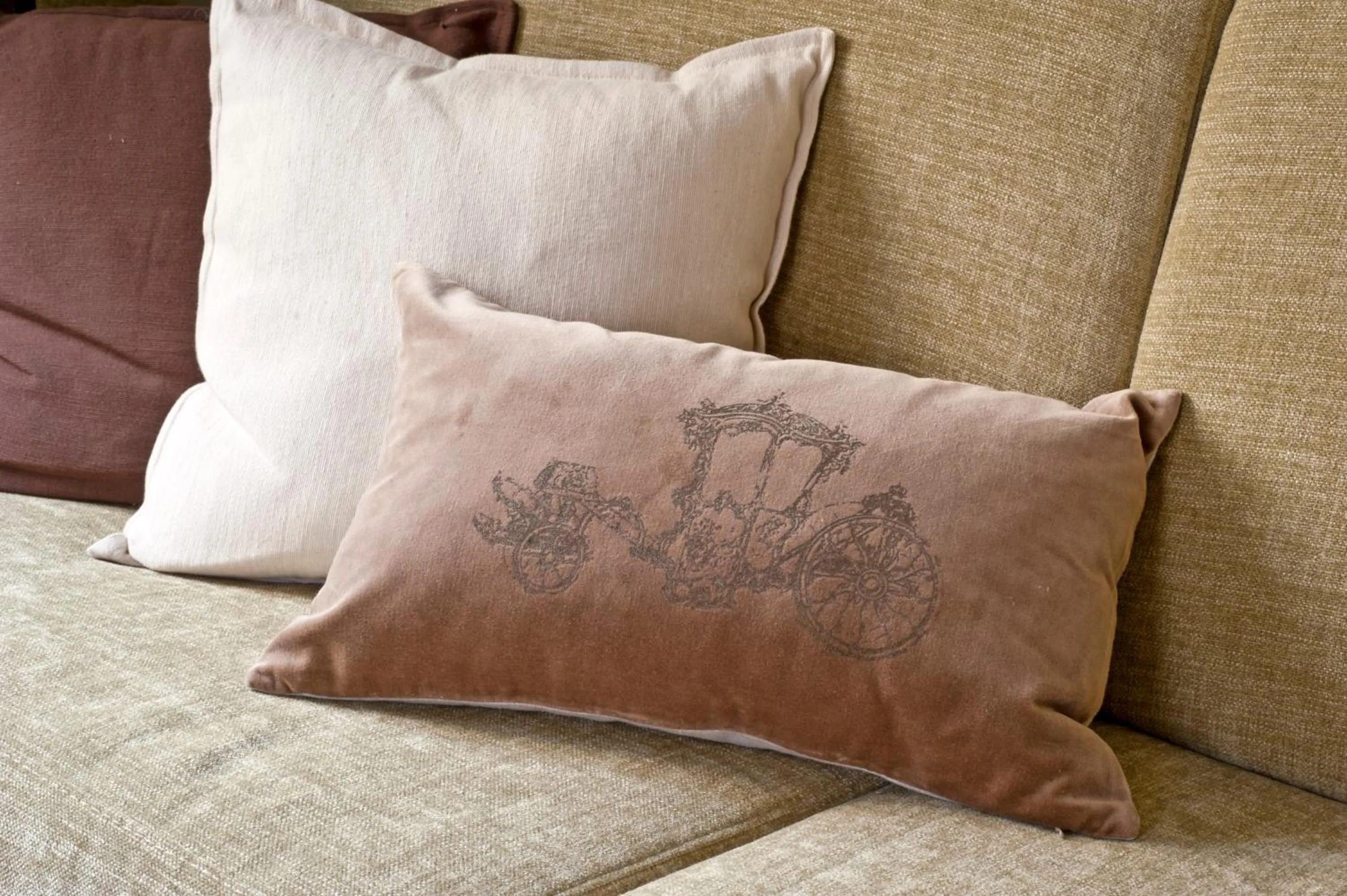 Living room in Lisbon Colours Bairro Alto Apartments