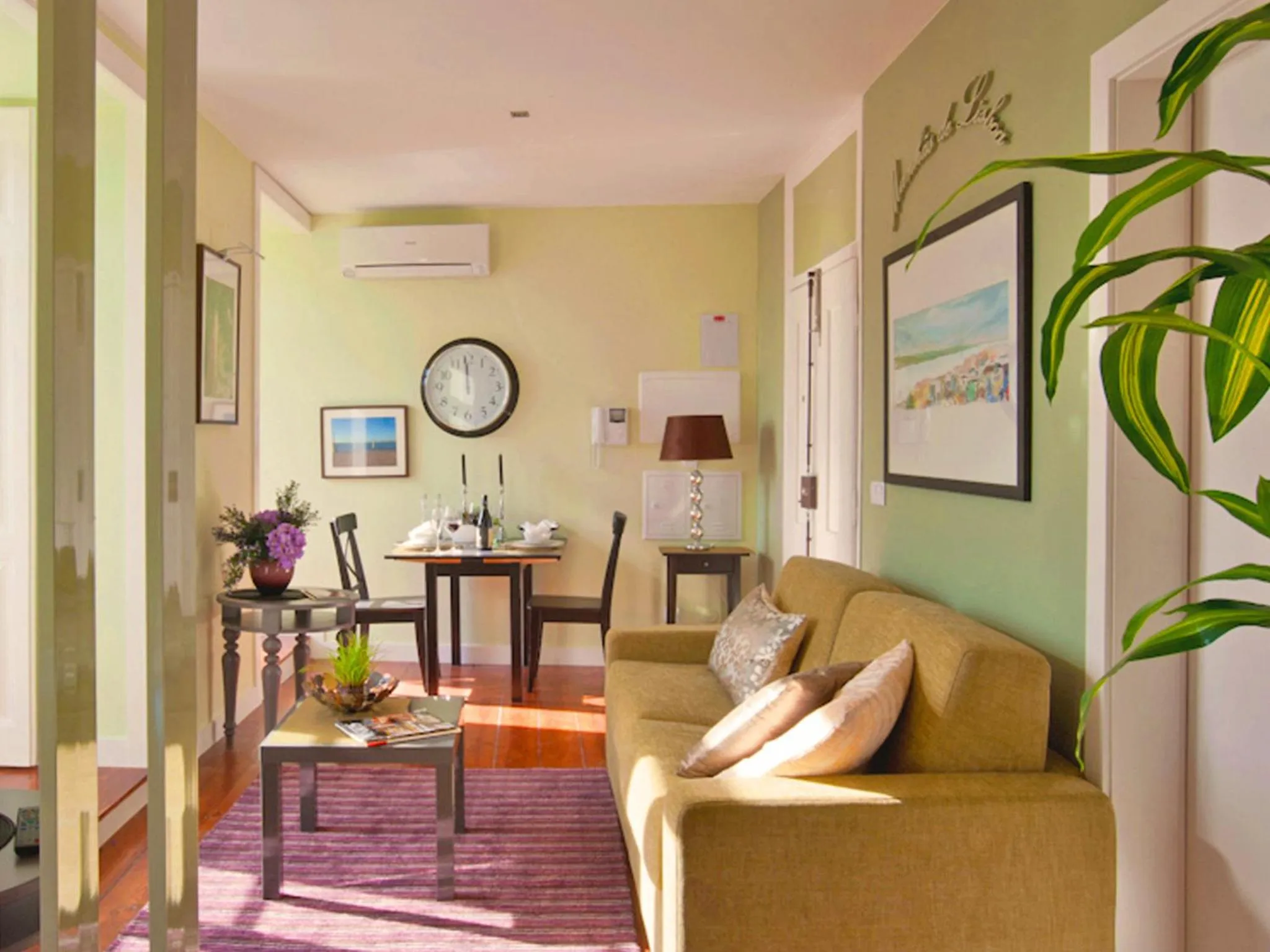 Living room in Lisbon Colours Bairro Alto Apartments