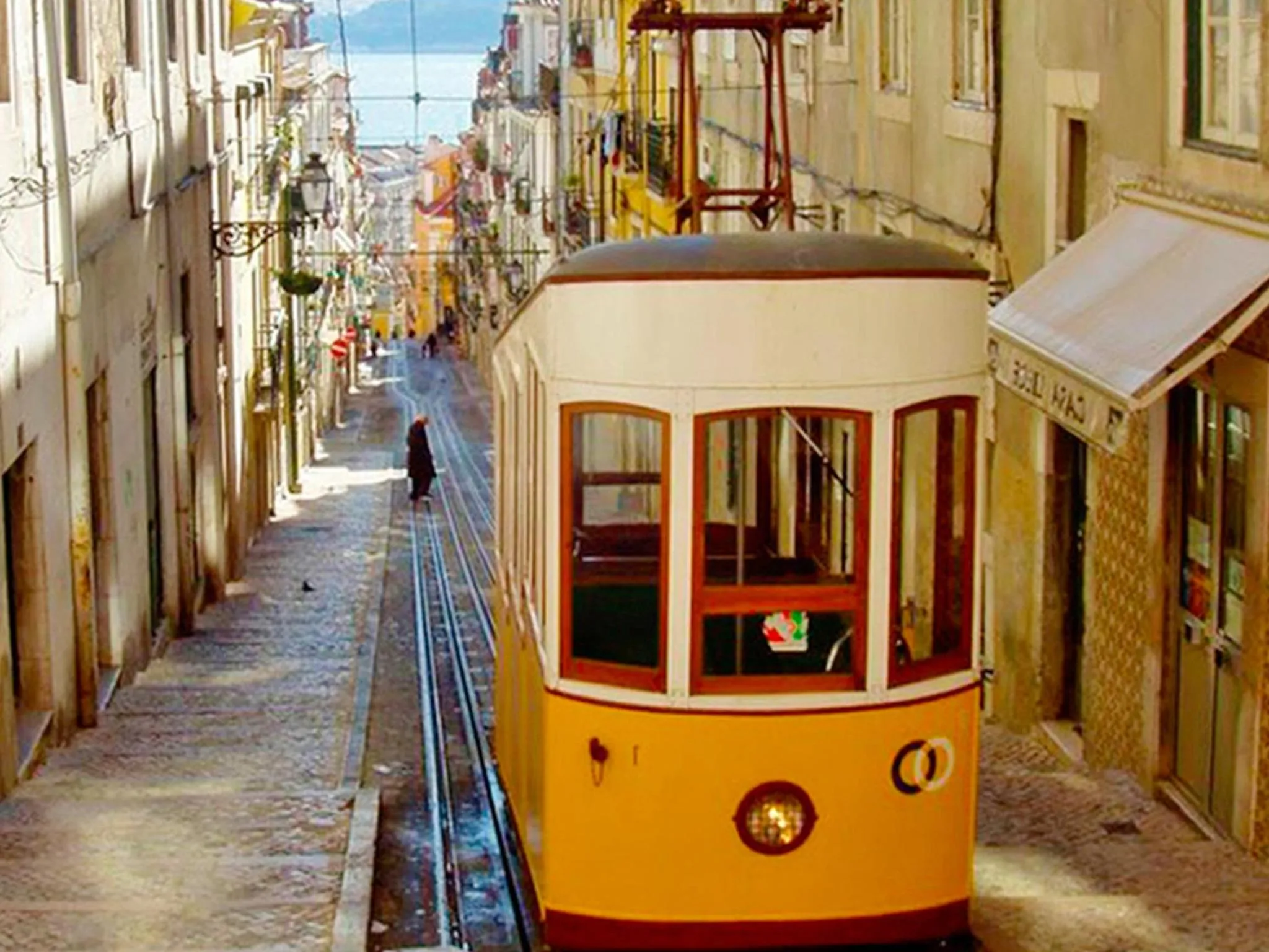 Area and facilities in Lisbon Colours Bairro Alto Apartments