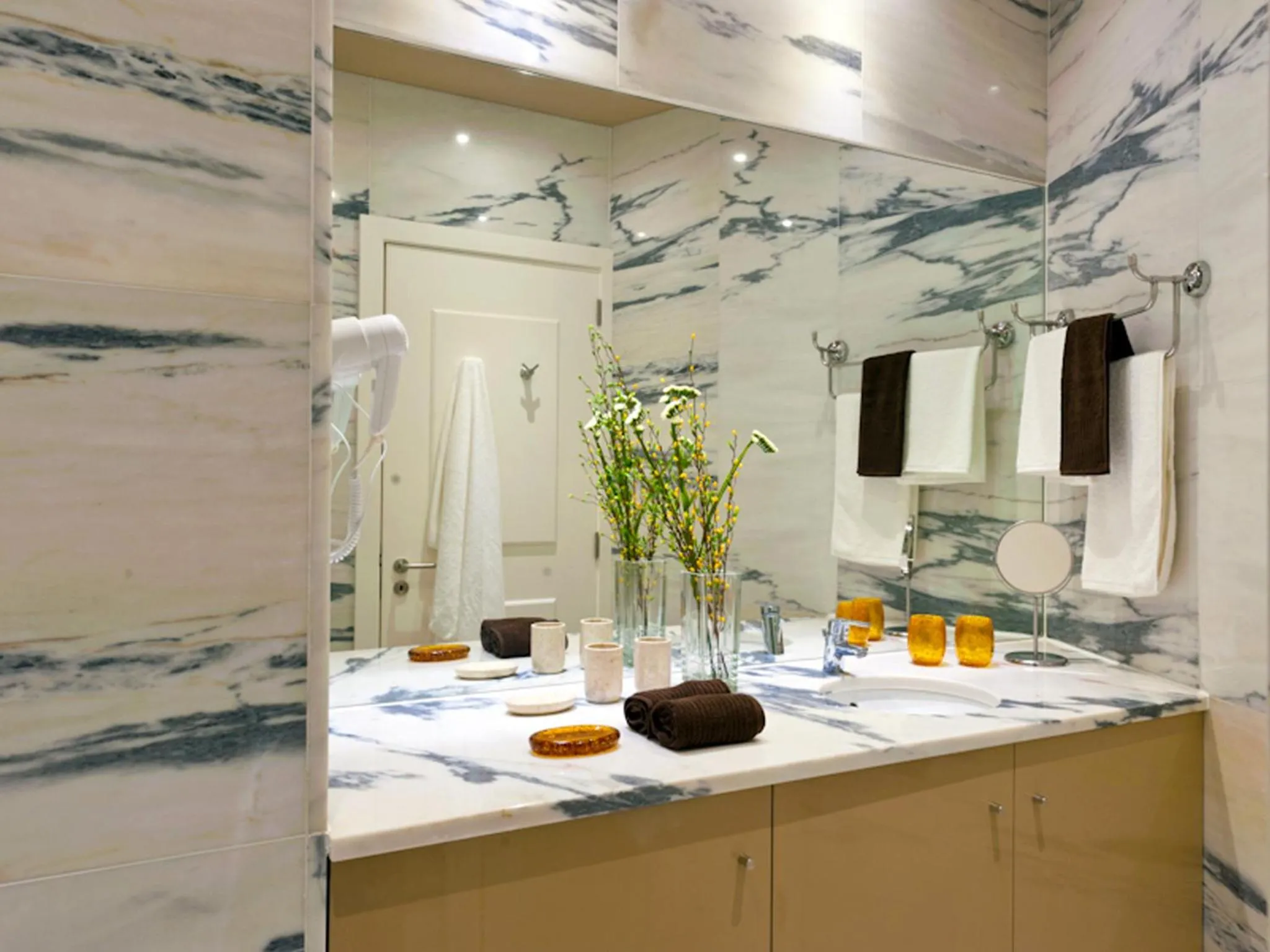 Bathroom in Lisbon Colours Bairro Alto Apartments