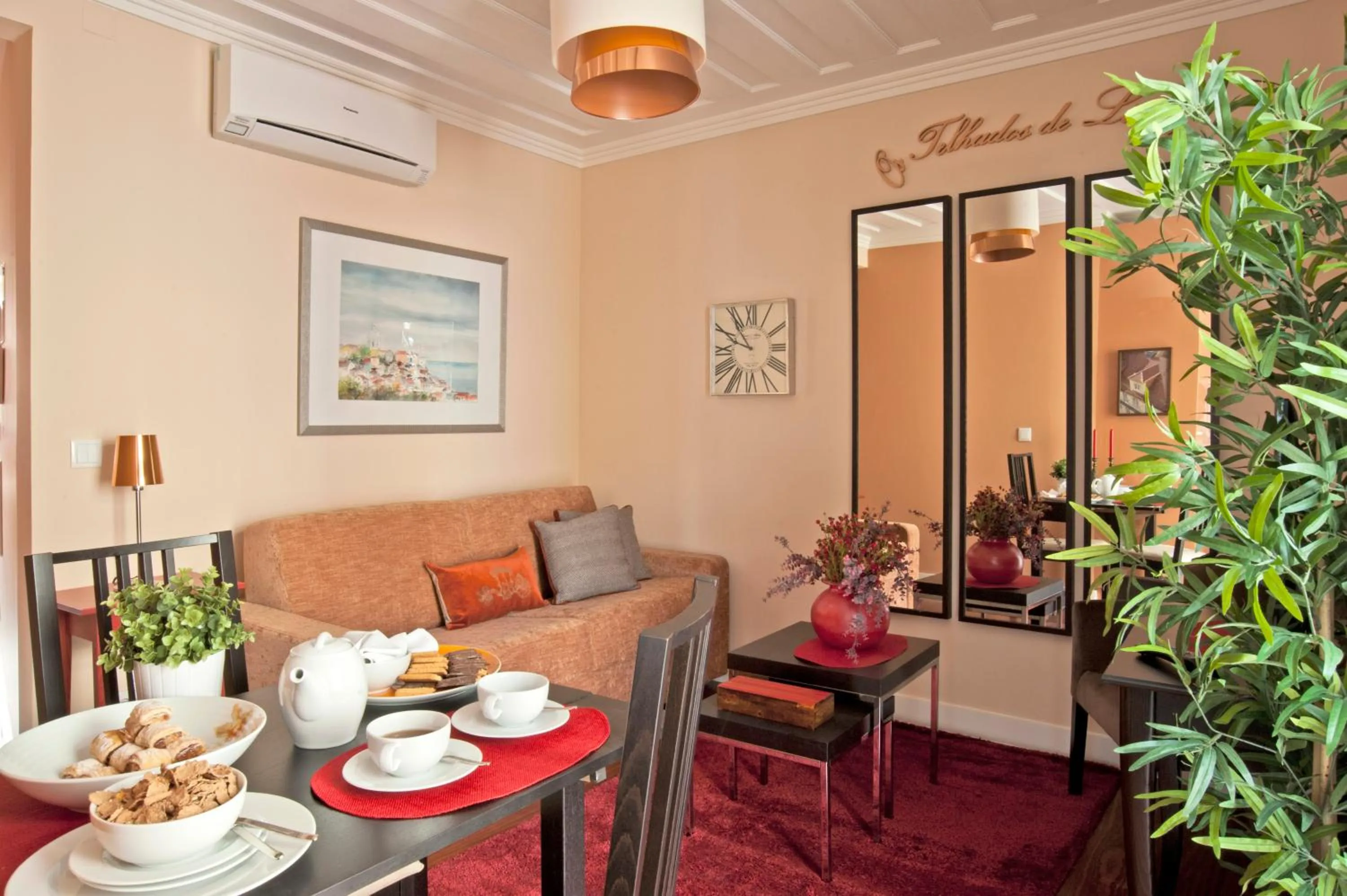 Living room in Lisbon Colours Bairro Alto Apartments