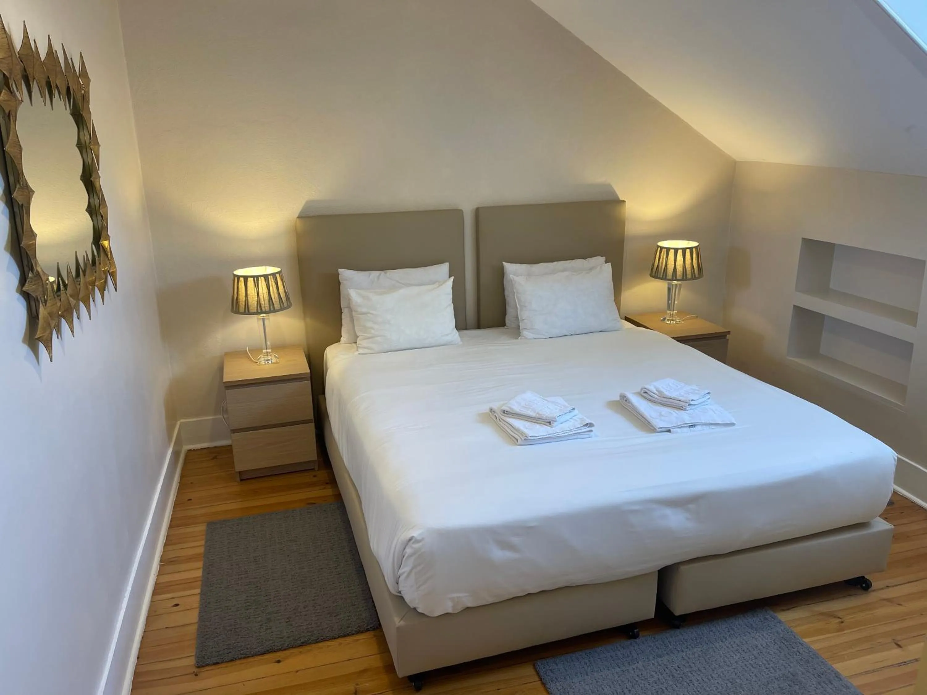 Bedroom, Bed in Lisbon Colours Bairro Alto Apartments