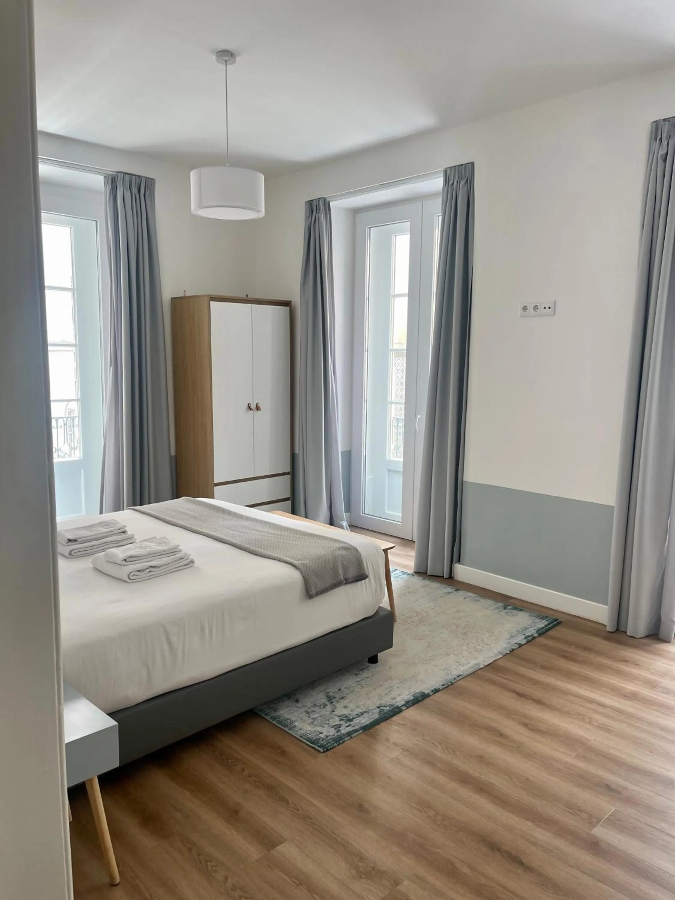 Bedroom, Bed in Lisbon Colours Bairro Alto Apartments