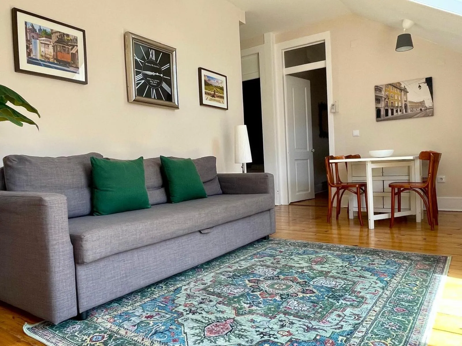 Living room in Lisbon Colours Bairro Alto Apartments