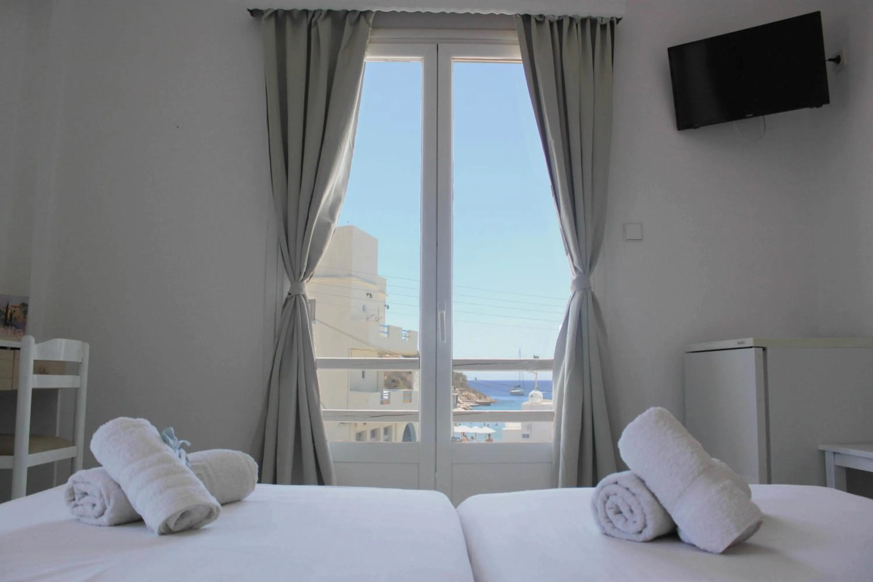 Bed in Syros Holidays