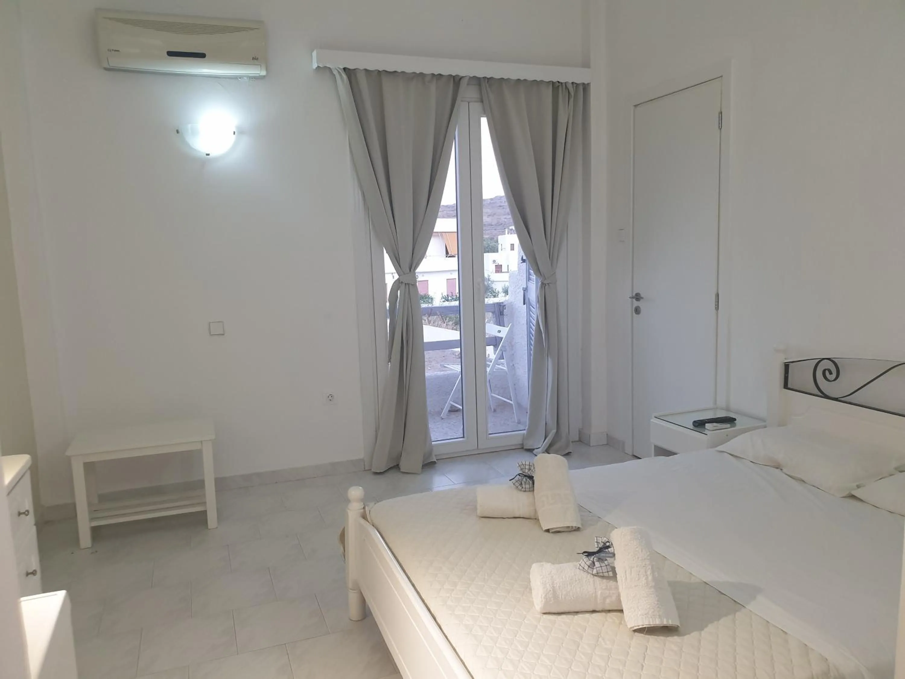 Bed in Syros Holidays