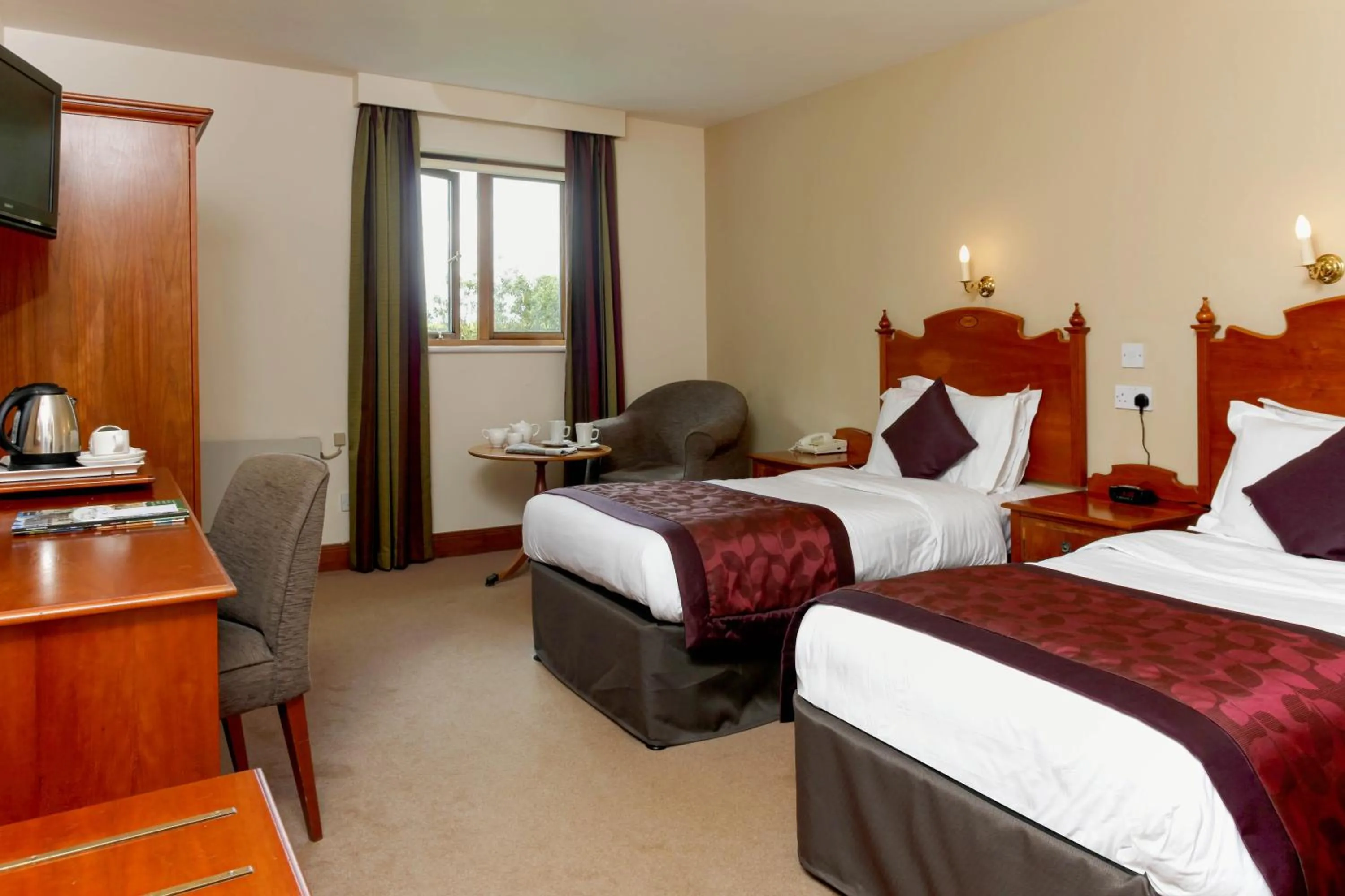 Bed in Garstang Country Hotel & Golf, Sure Hotel Collection