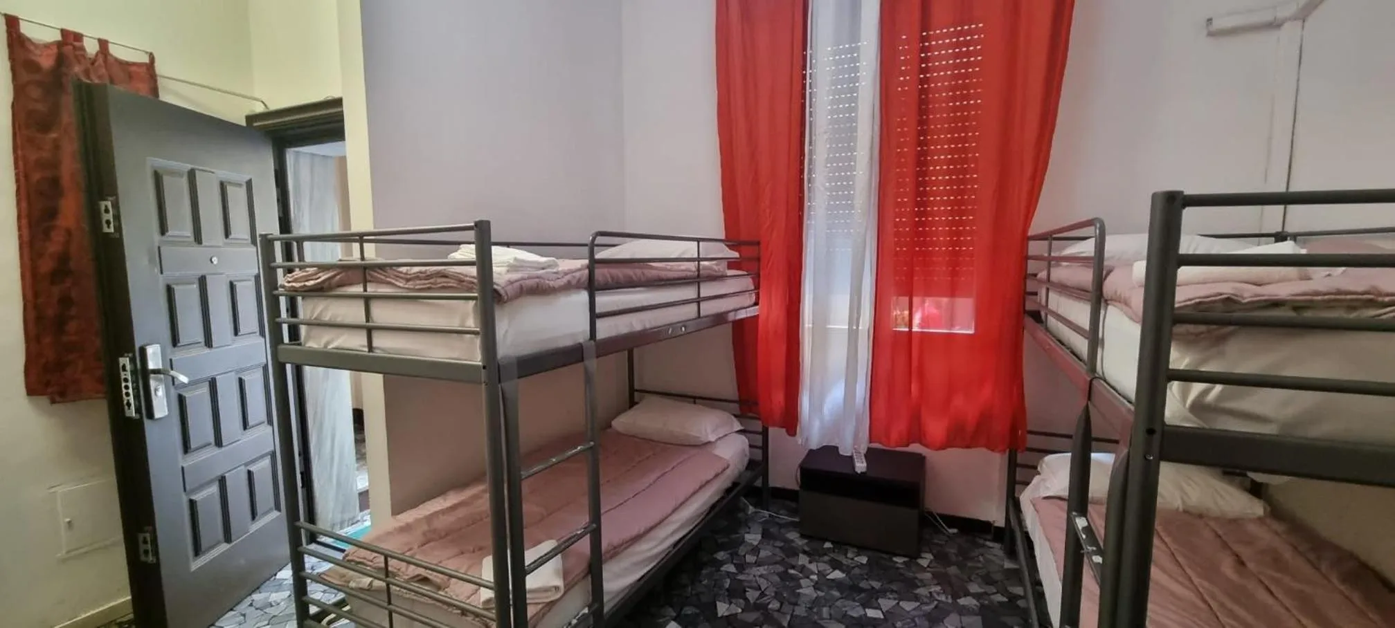 Bed in Central Hostel Milano