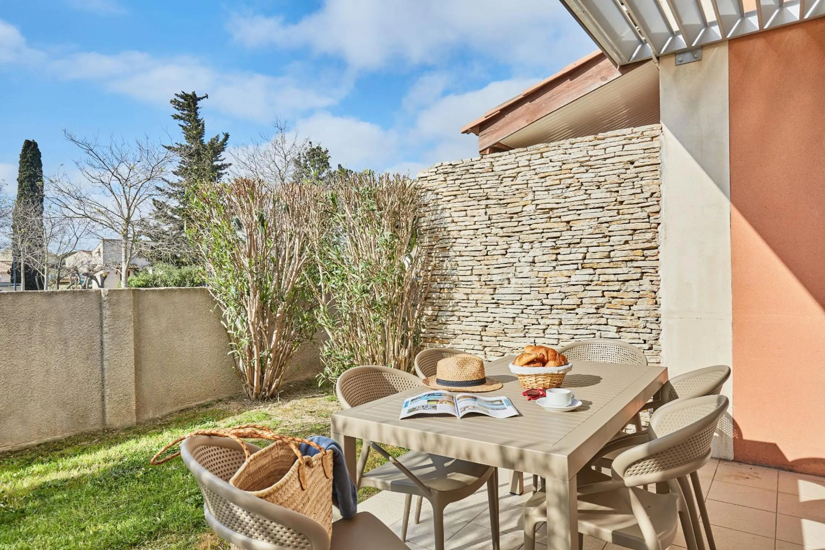 Balcony/Terrace in Résidence Odalys Le Mas des Flamants