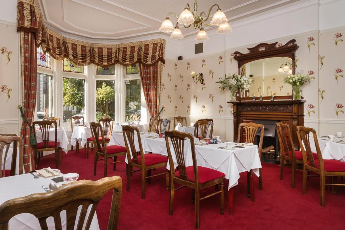 Dining area in Lincoln House Private Hotel