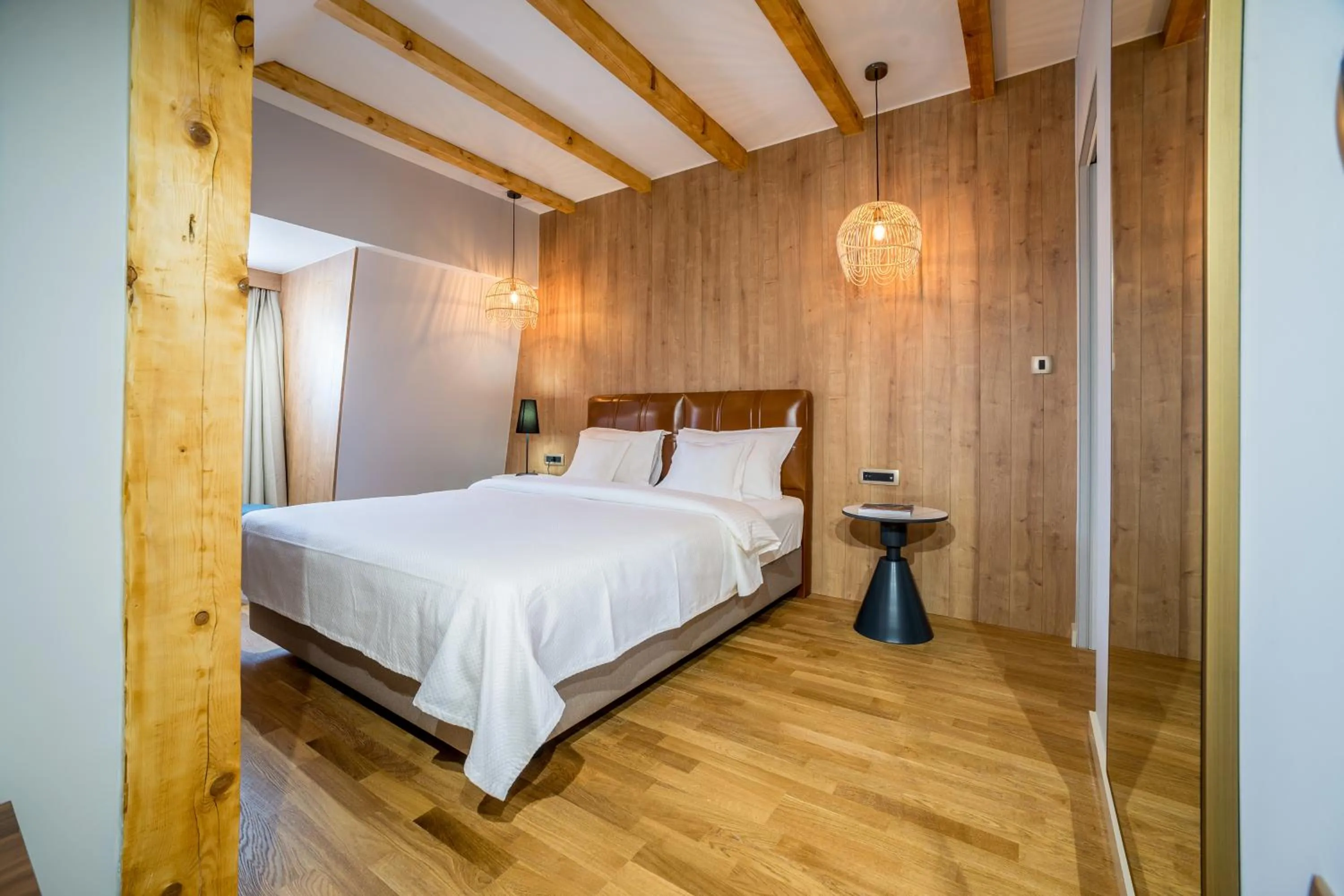 Bedroom, Bed in Ski Hotel