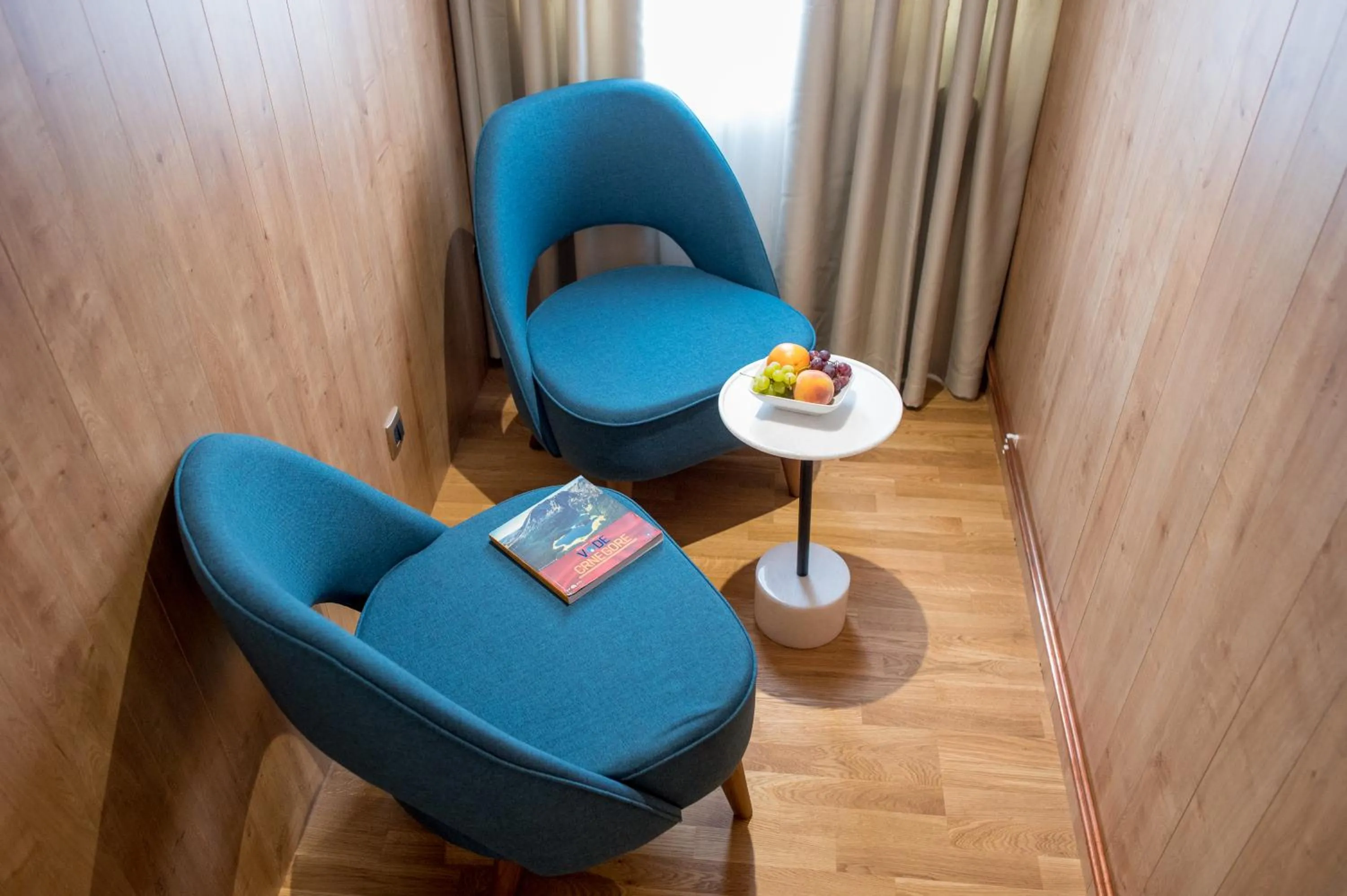 Seating area in Ski Hotel