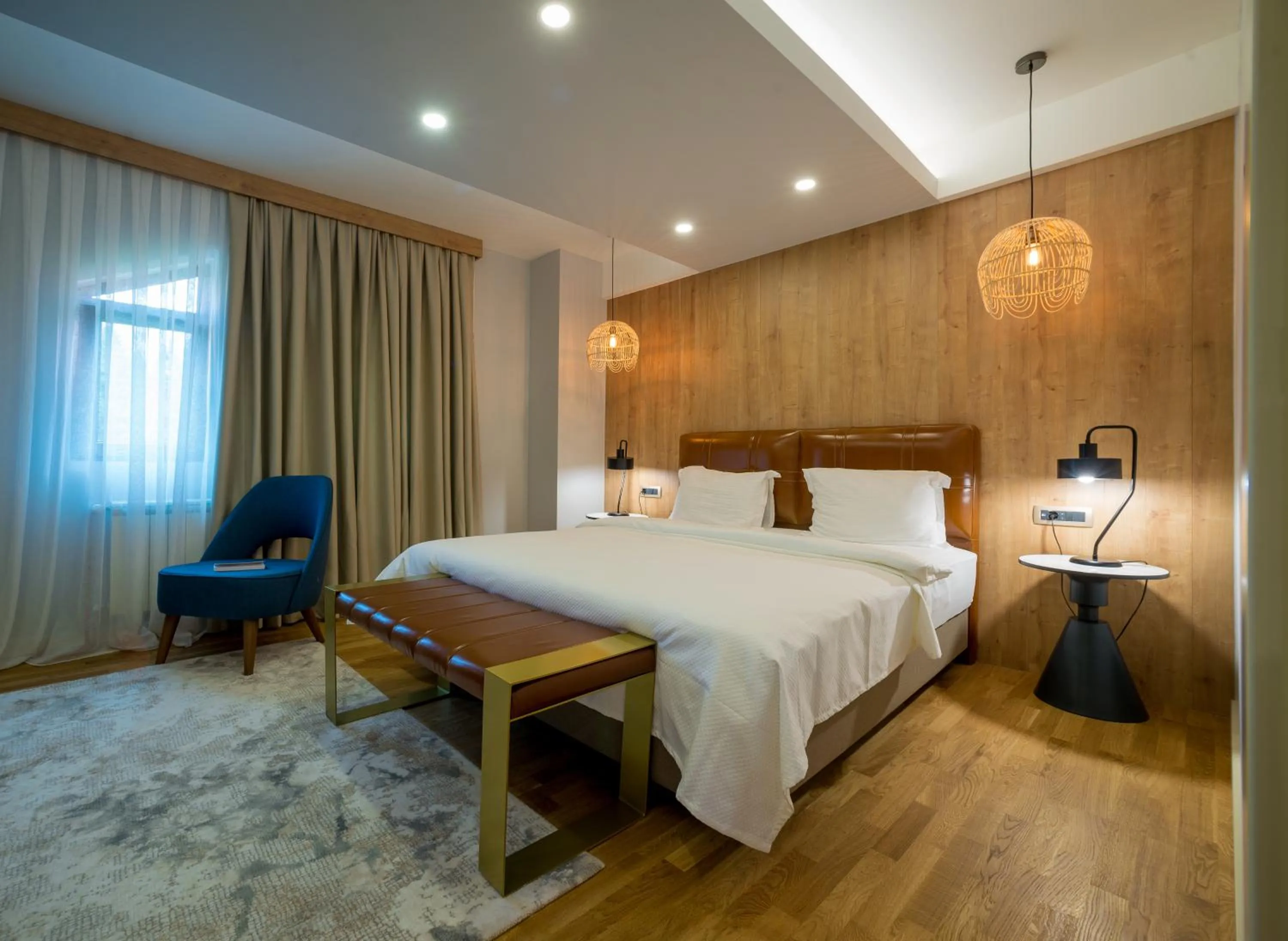 Bedroom, Bed in Ski Hotel